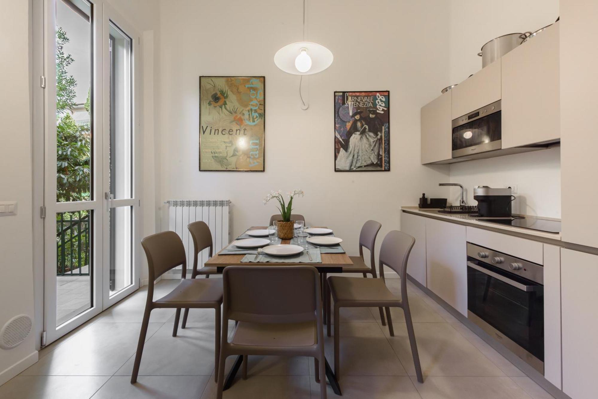 Flora - Brand New Near Historic Center Appartement