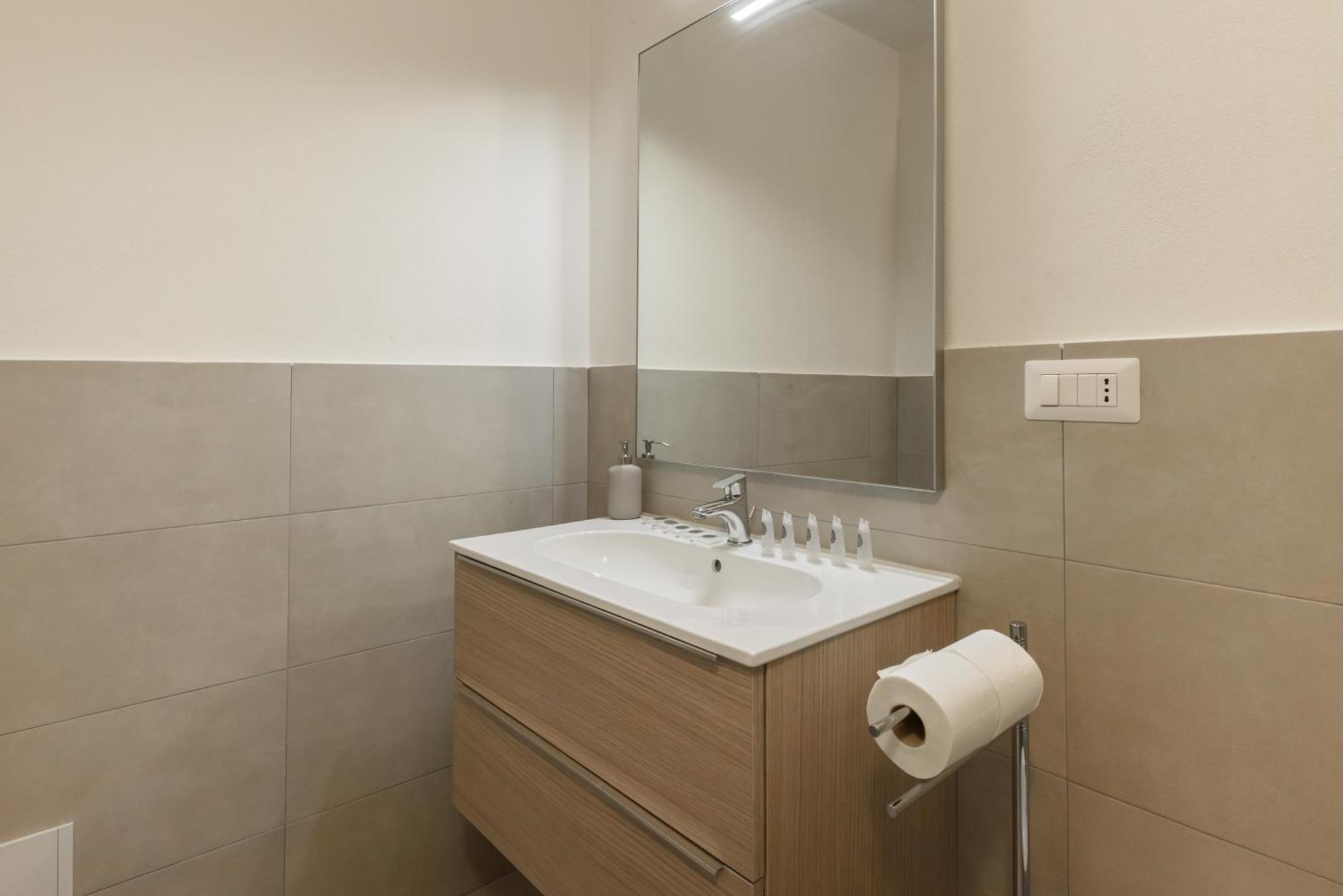 Flora - Brand New Near Historic Center Appartement