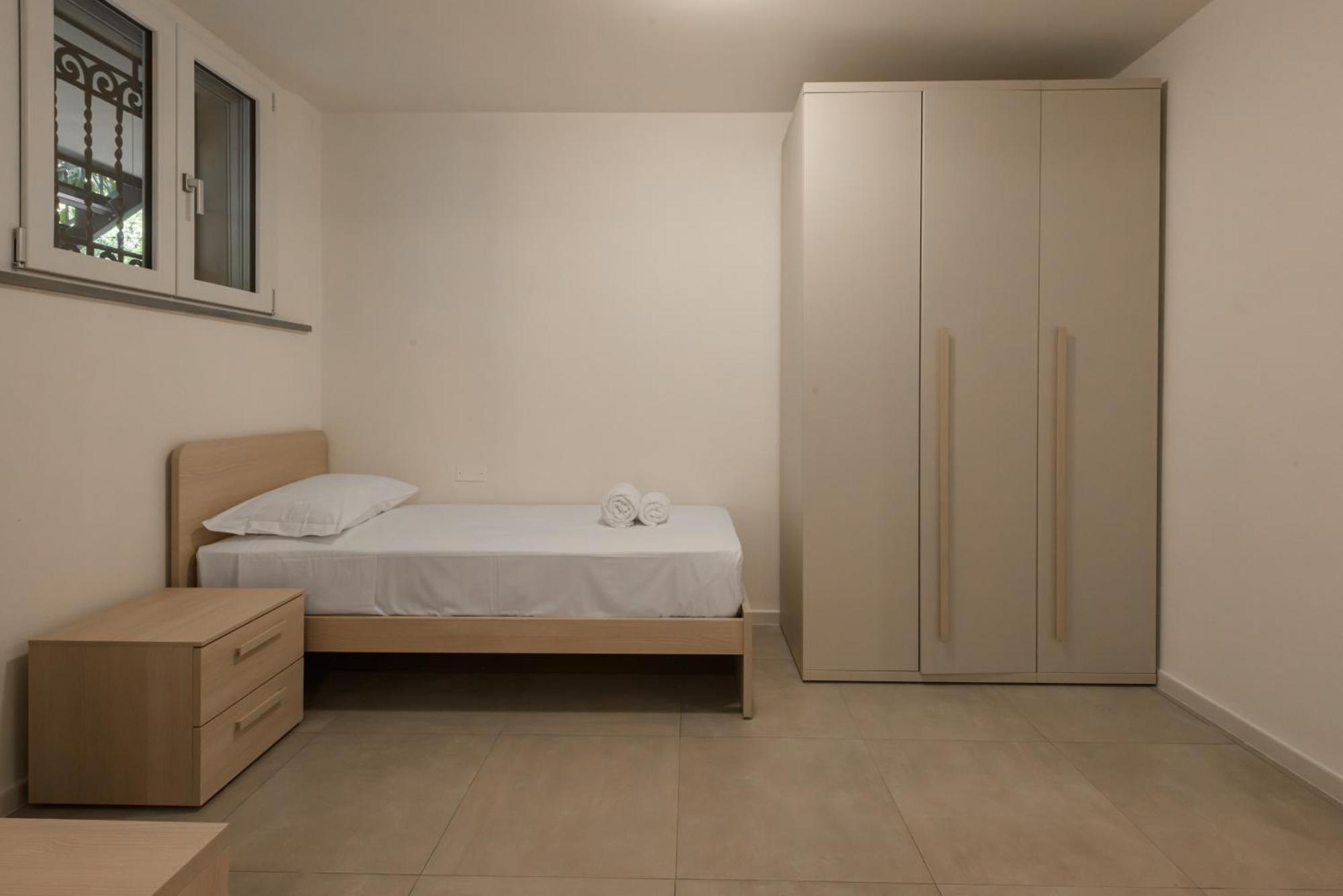 Flora - Brand New Near Historic Center Florence