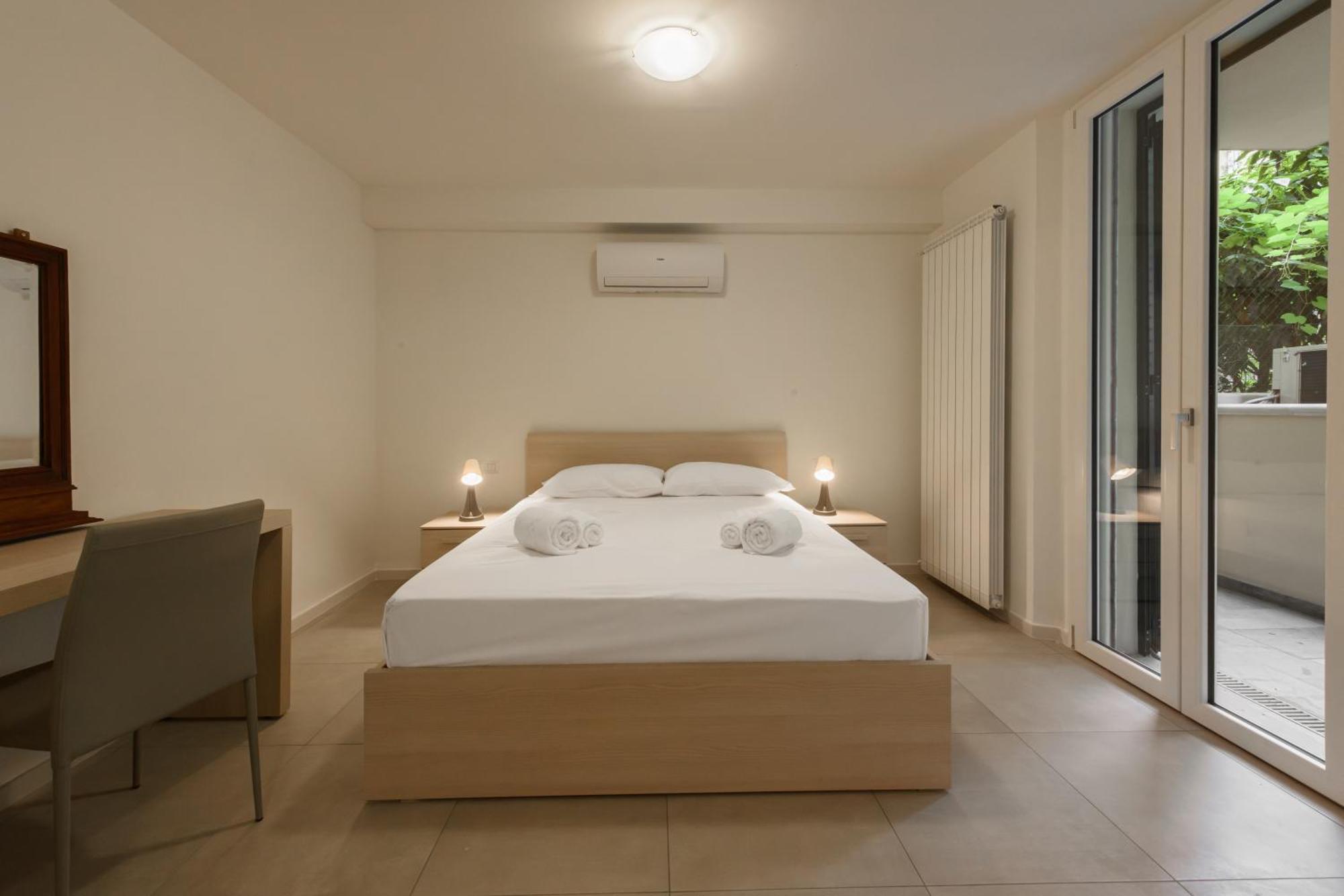 Flora - Brand New Near Historic Center * Florence