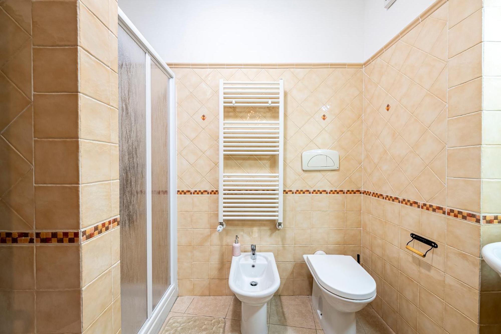 The Luxor - Bonsanti Appartement