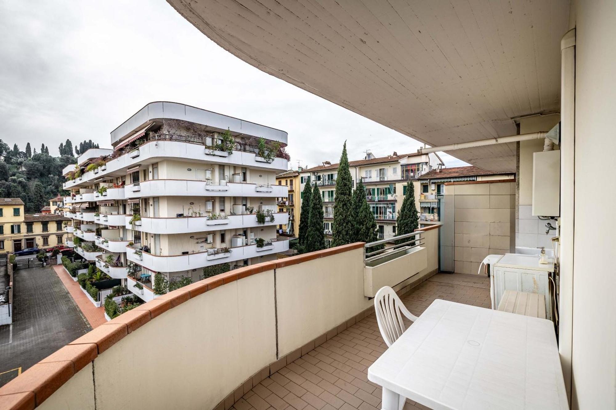 Apartment Yd Quiet Leopolda With Parking