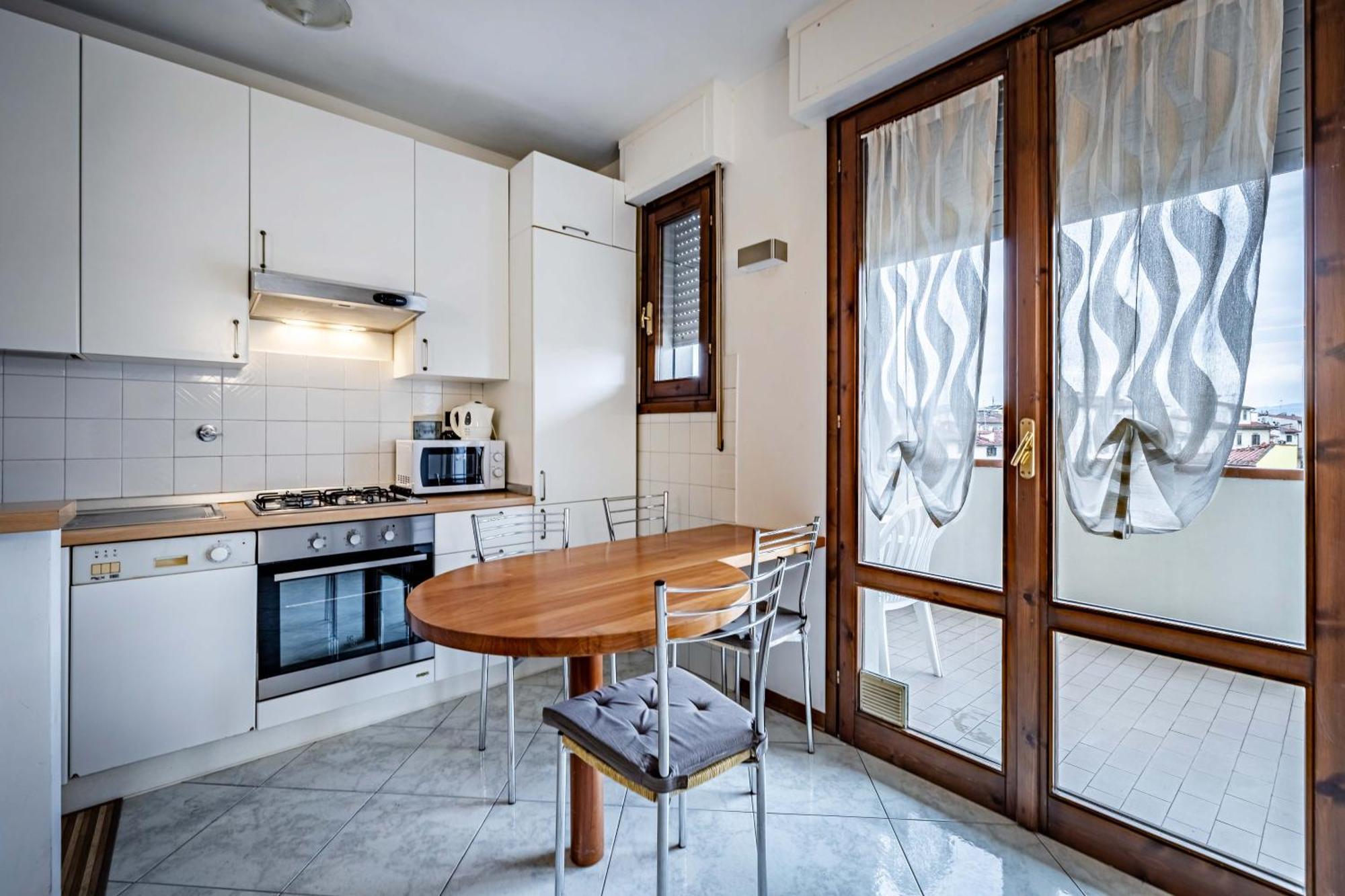 Yd Quiet Leopolda With Parking Apartment Florence