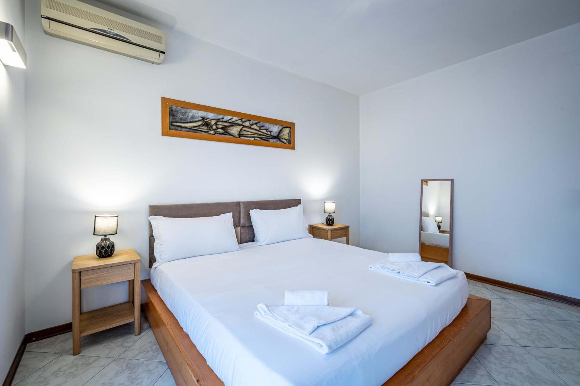 Yd Quiet Leopolda With Parking Apartment *