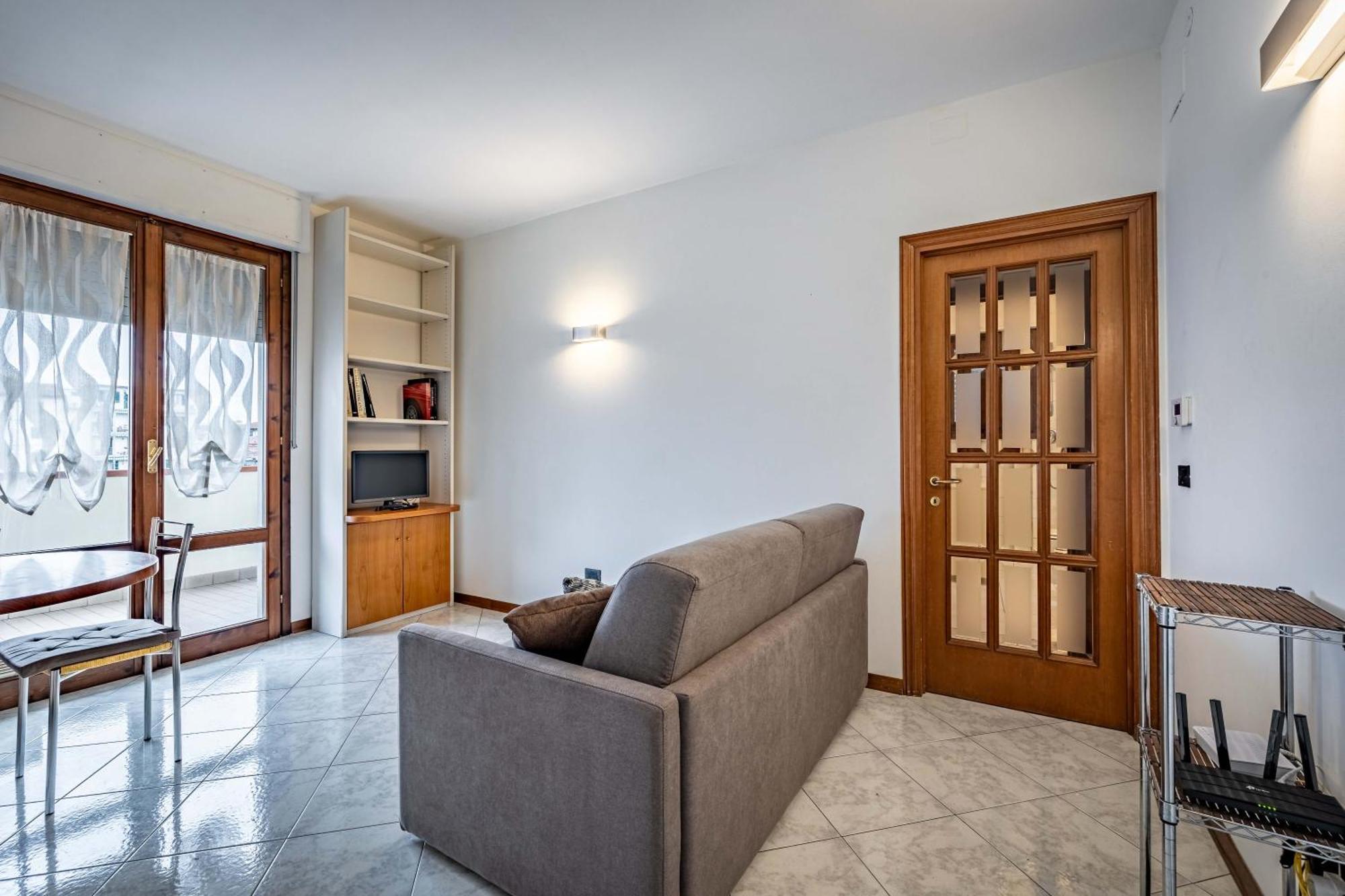 Apartment Yd Quiet Leopolda With Parking Florence
