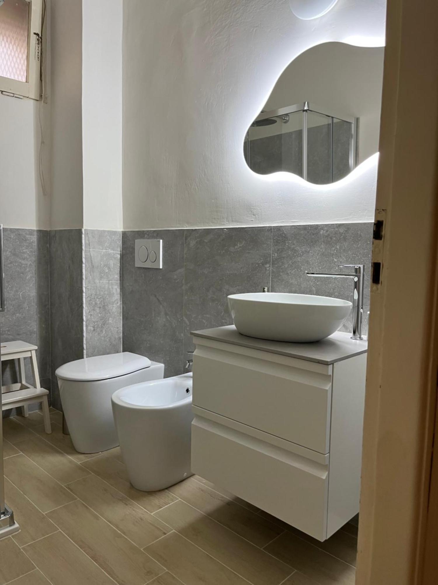 Twelveholly Apartment Florence