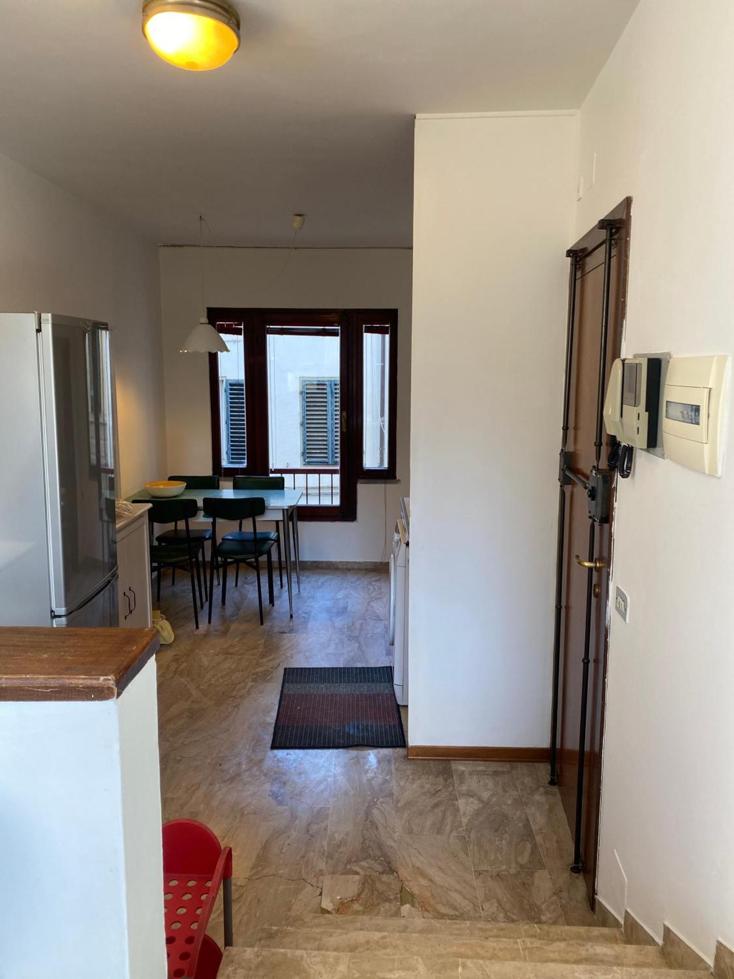 Cozy With Access To Garden Florence