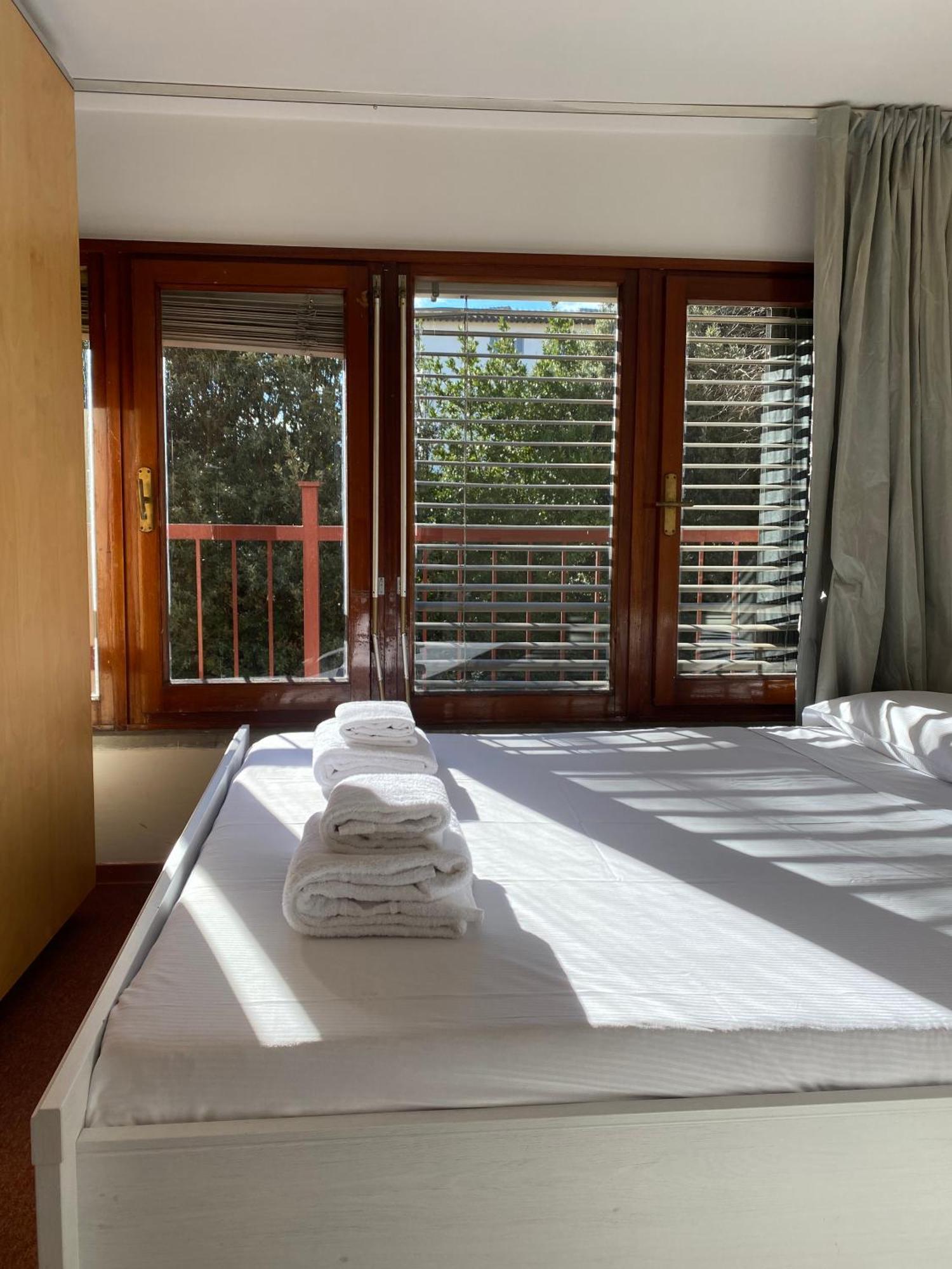 Apartment Cozy With Access To Garden