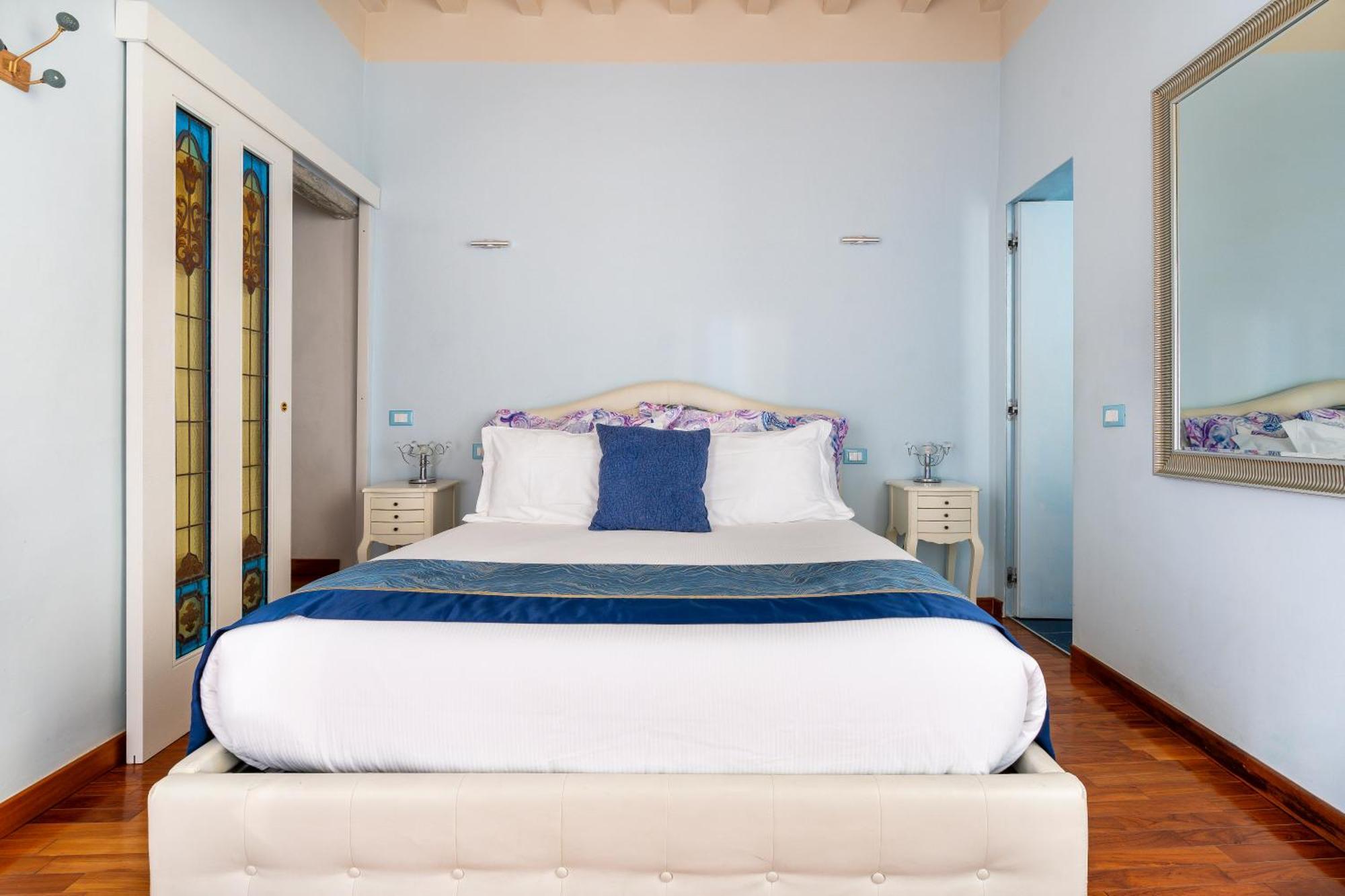 View Boutique - Milu Holidays *