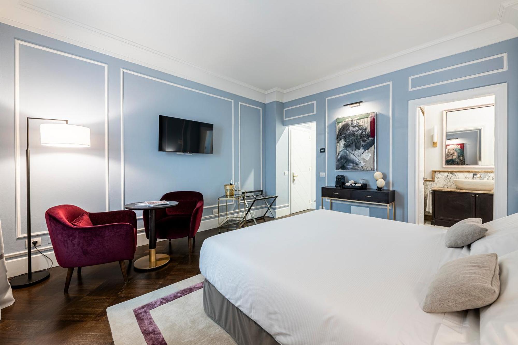 Glimpse Hotel