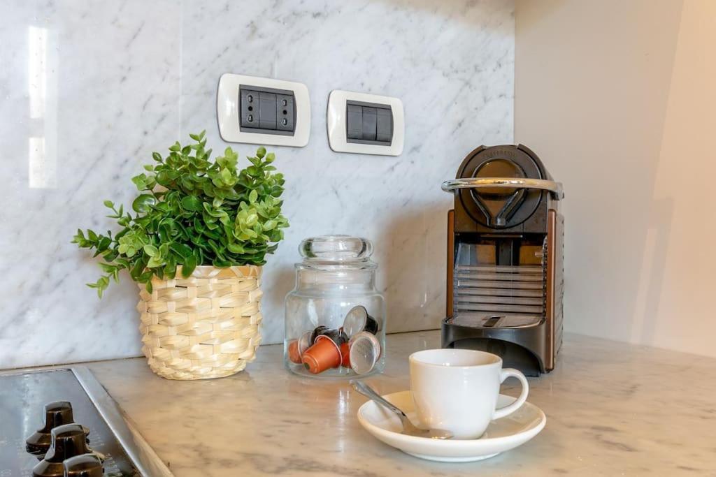 A Flat In Via Della Vigna Nuova Florence