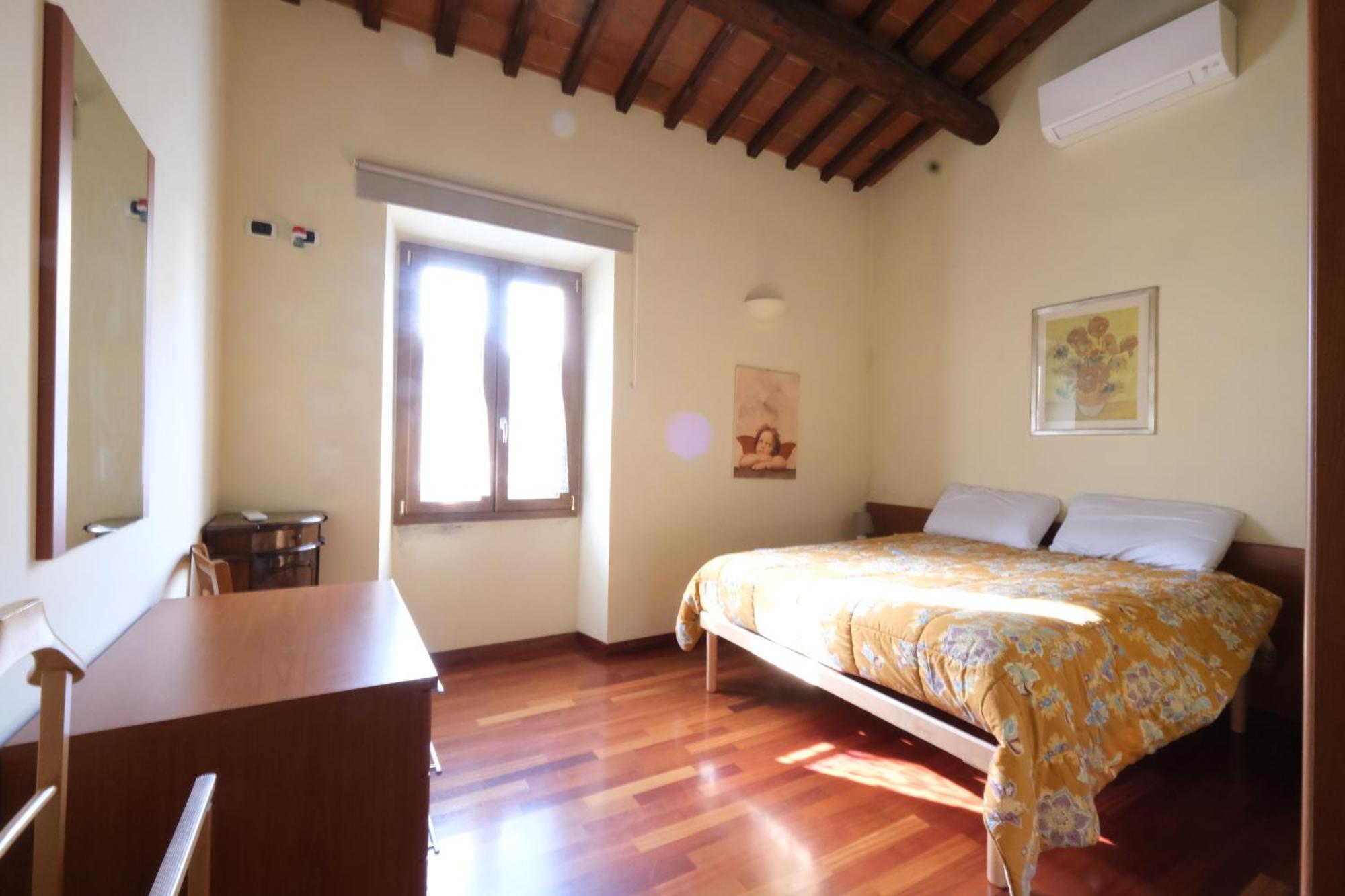 Wine Barbaresco Appartement Florence