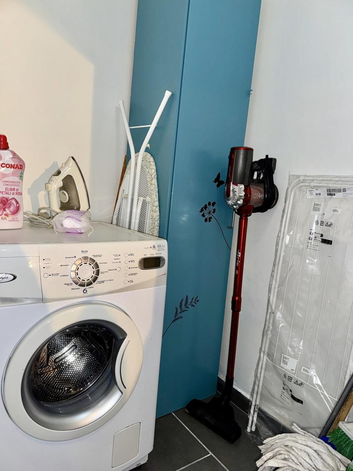 Nest In 27 Apartment *
