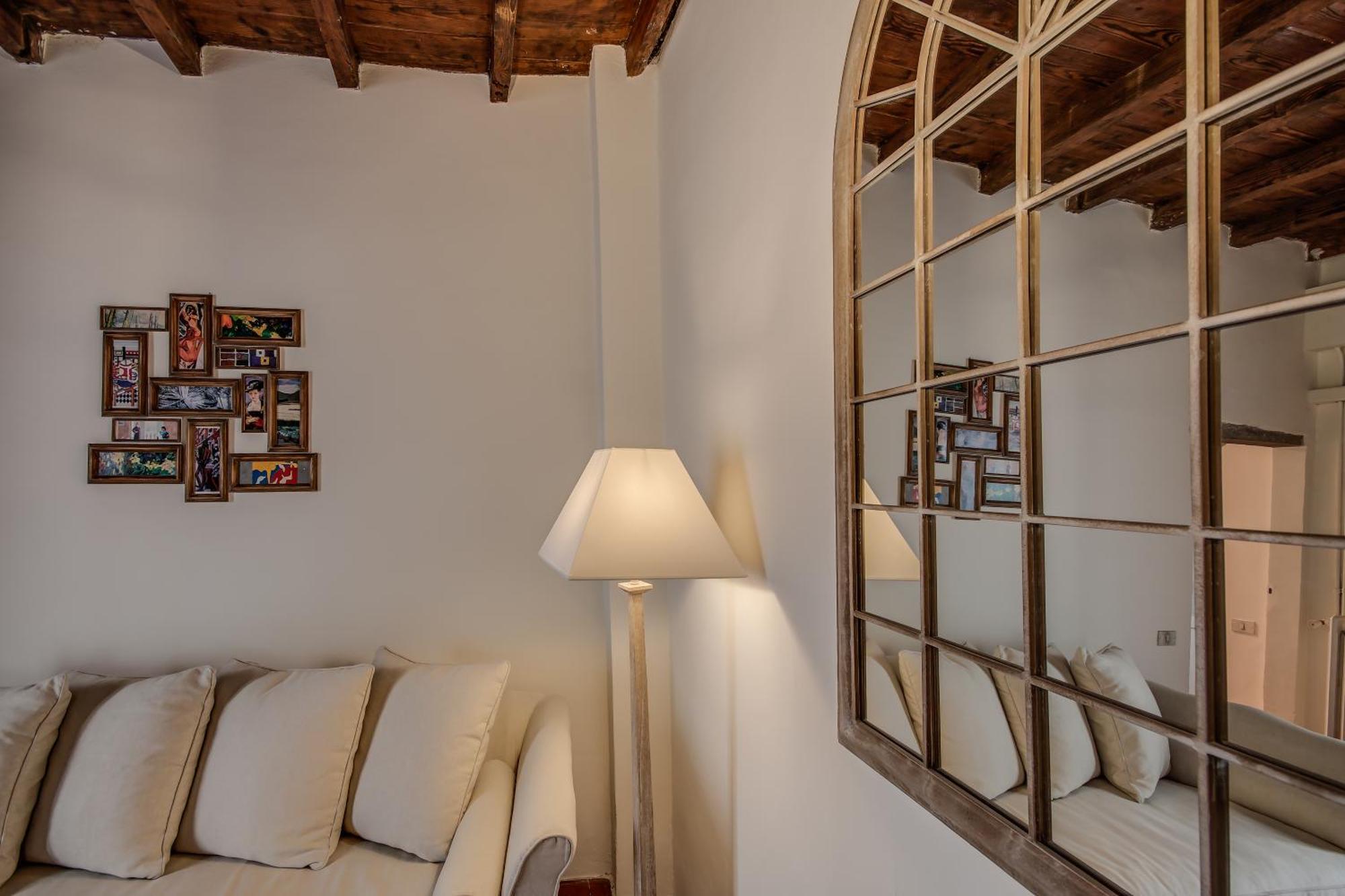 Florence- Gemma 2bd Tornabuoni Area Appartement *