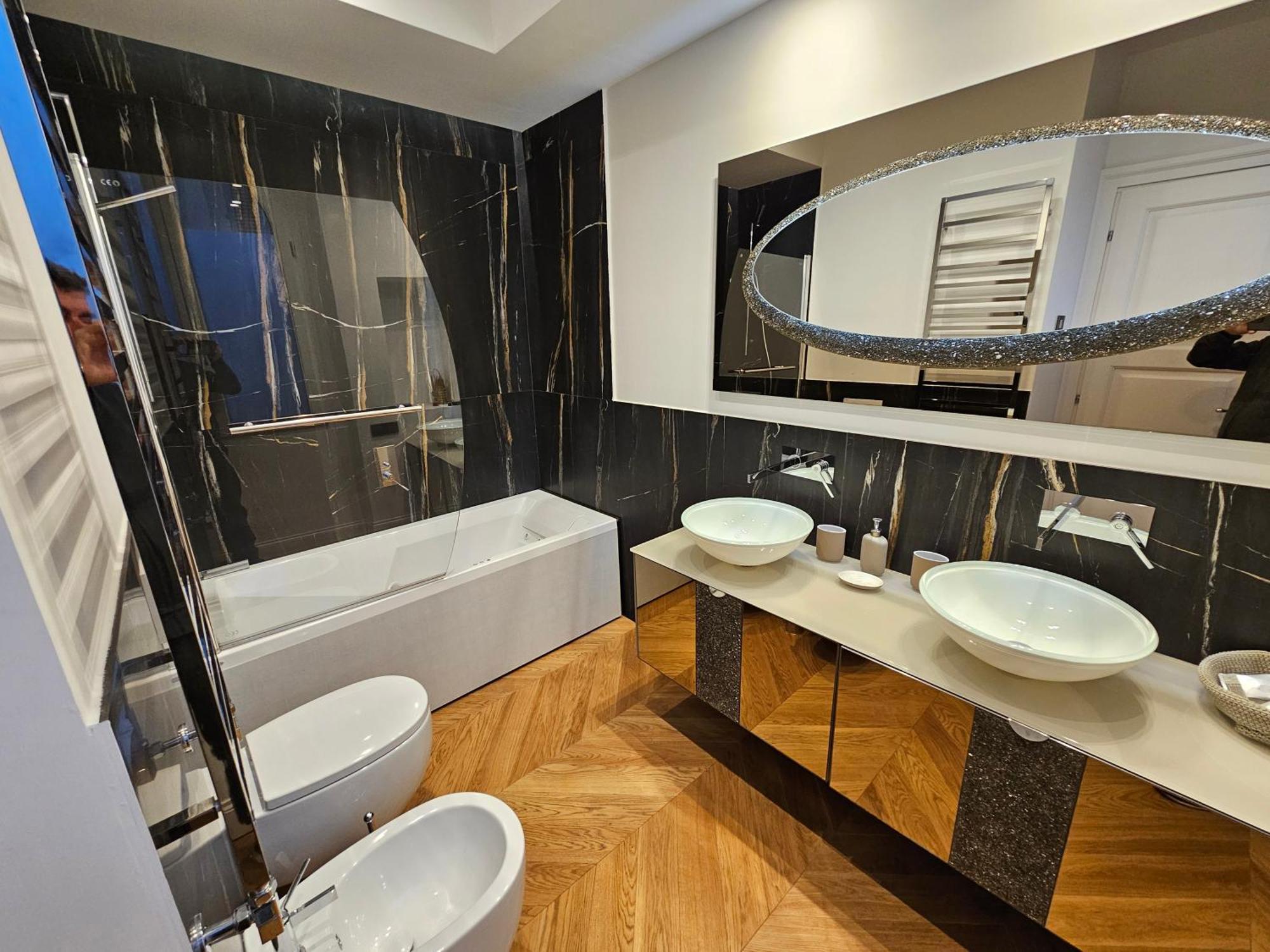 Caterina De' Medici Luxury Attic With Terrace And Parking Appartement *