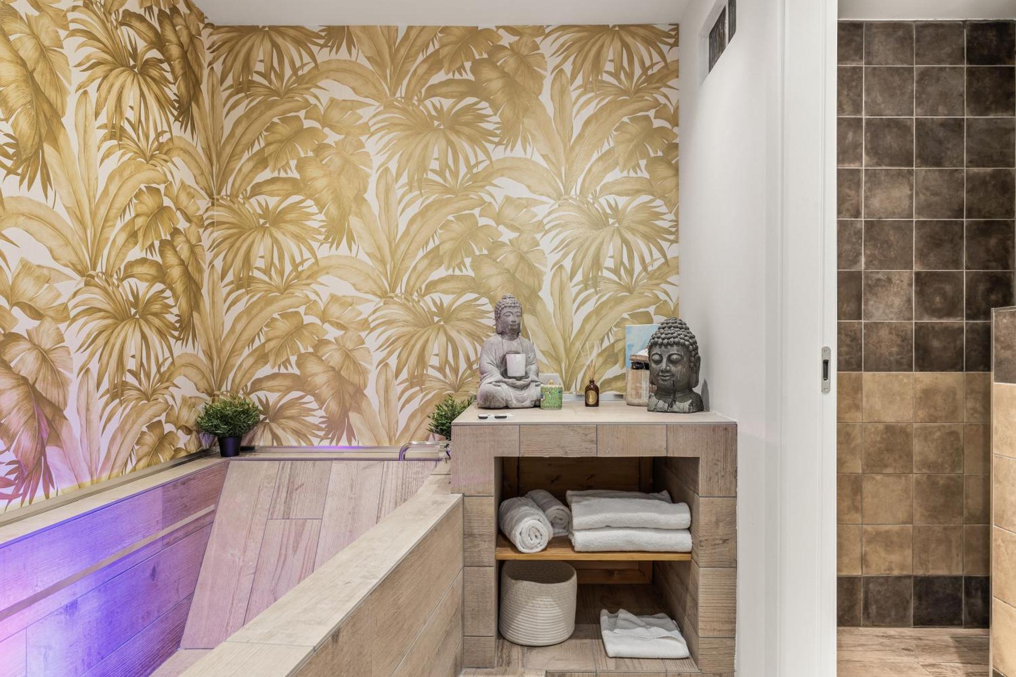Dolce & Terrace By C&g Apartment