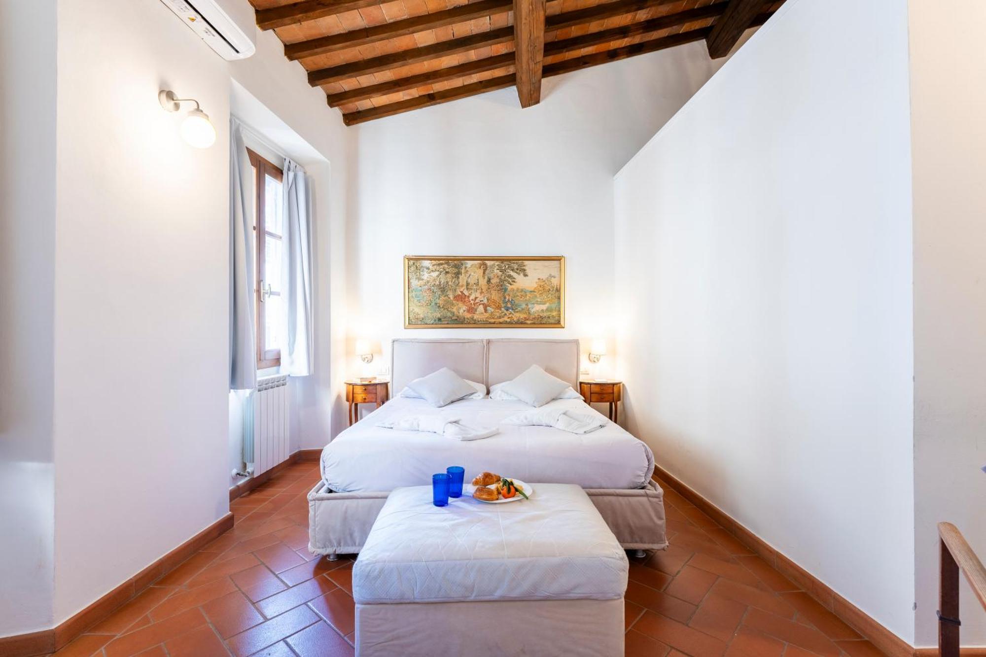 Appartement View Of The Medici Chapels- Center