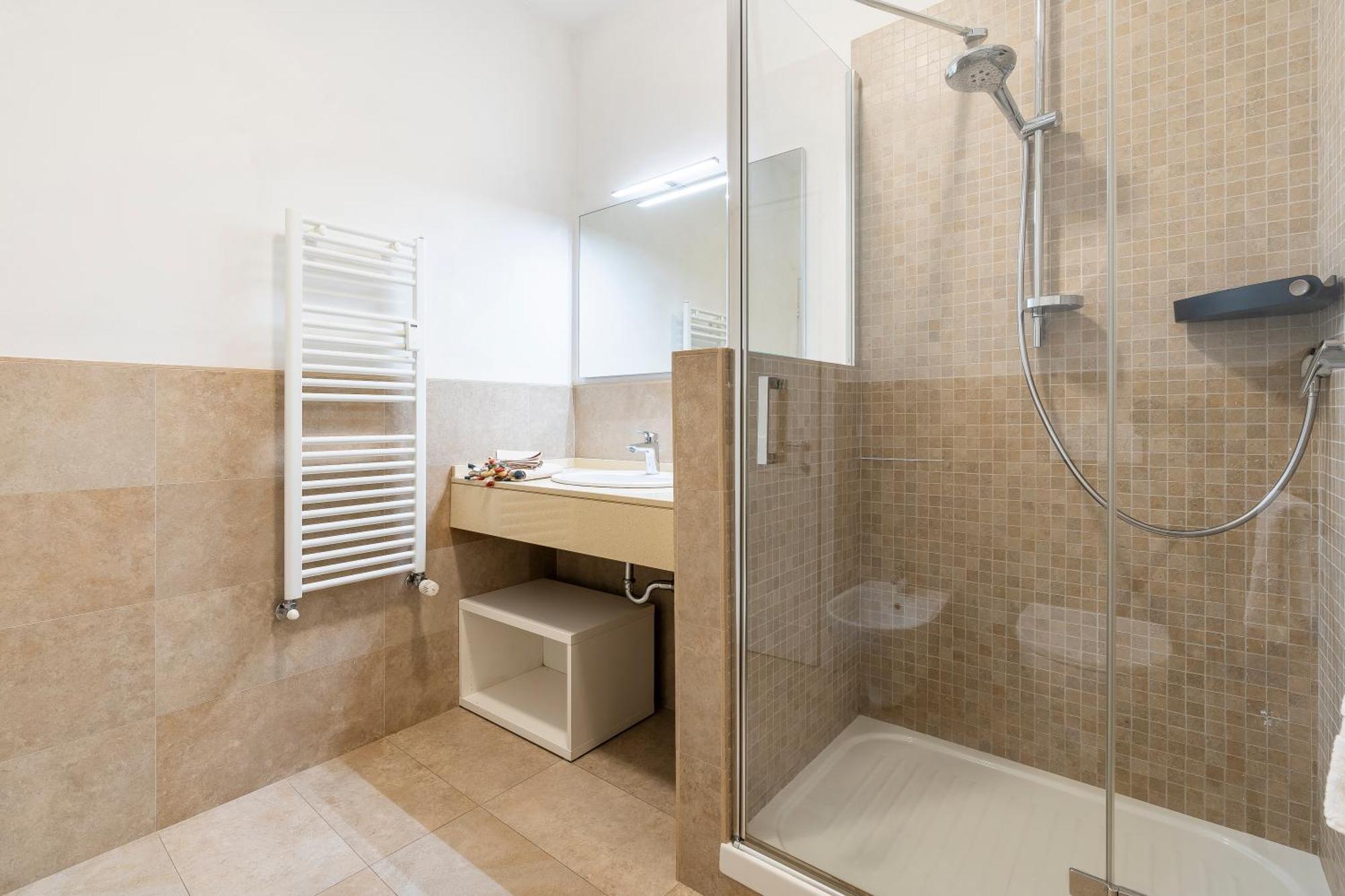 Malenchini, Appartement *