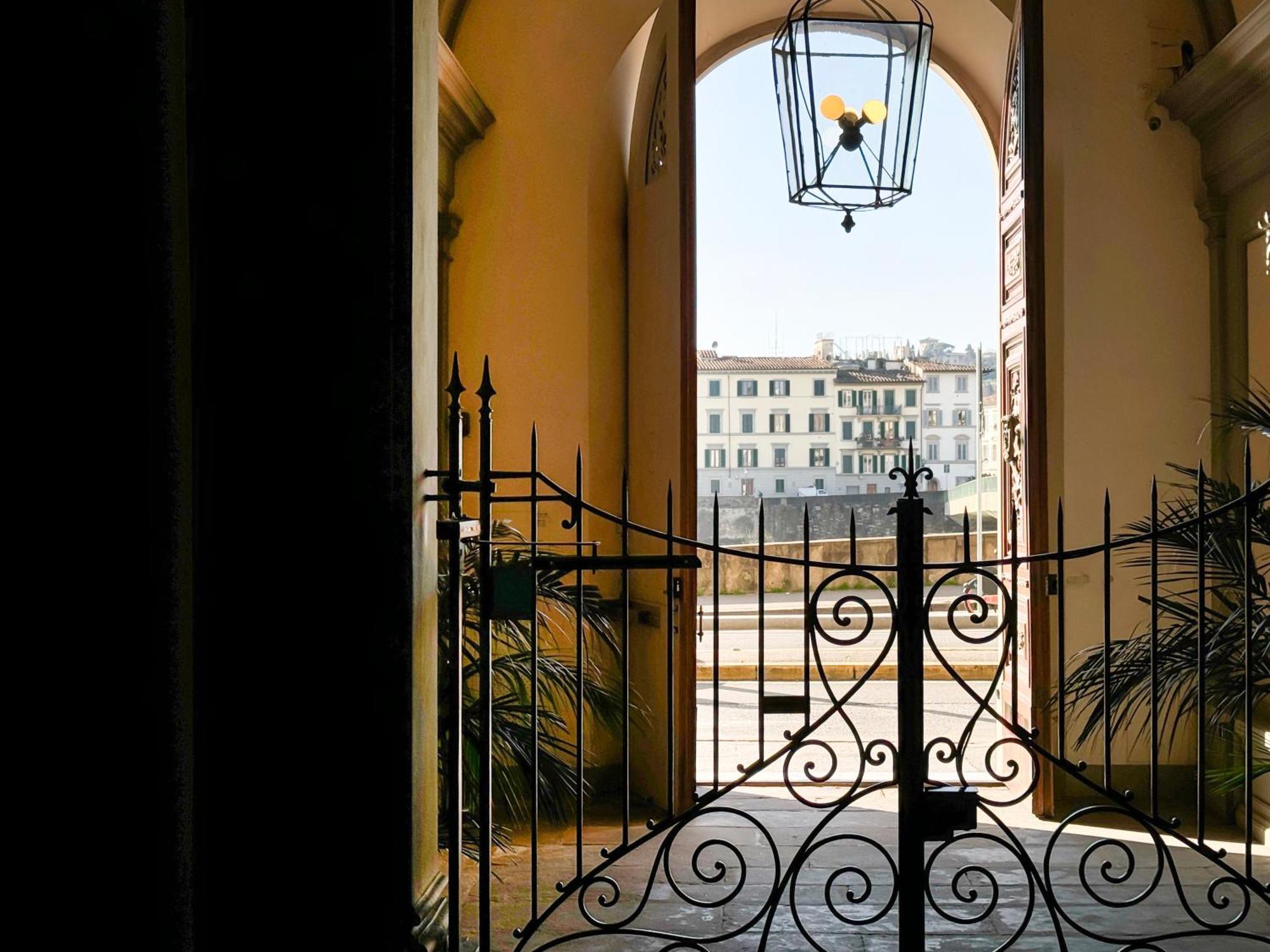 Lungarno Prestige - Residenza Nobiliare Apartment Florence