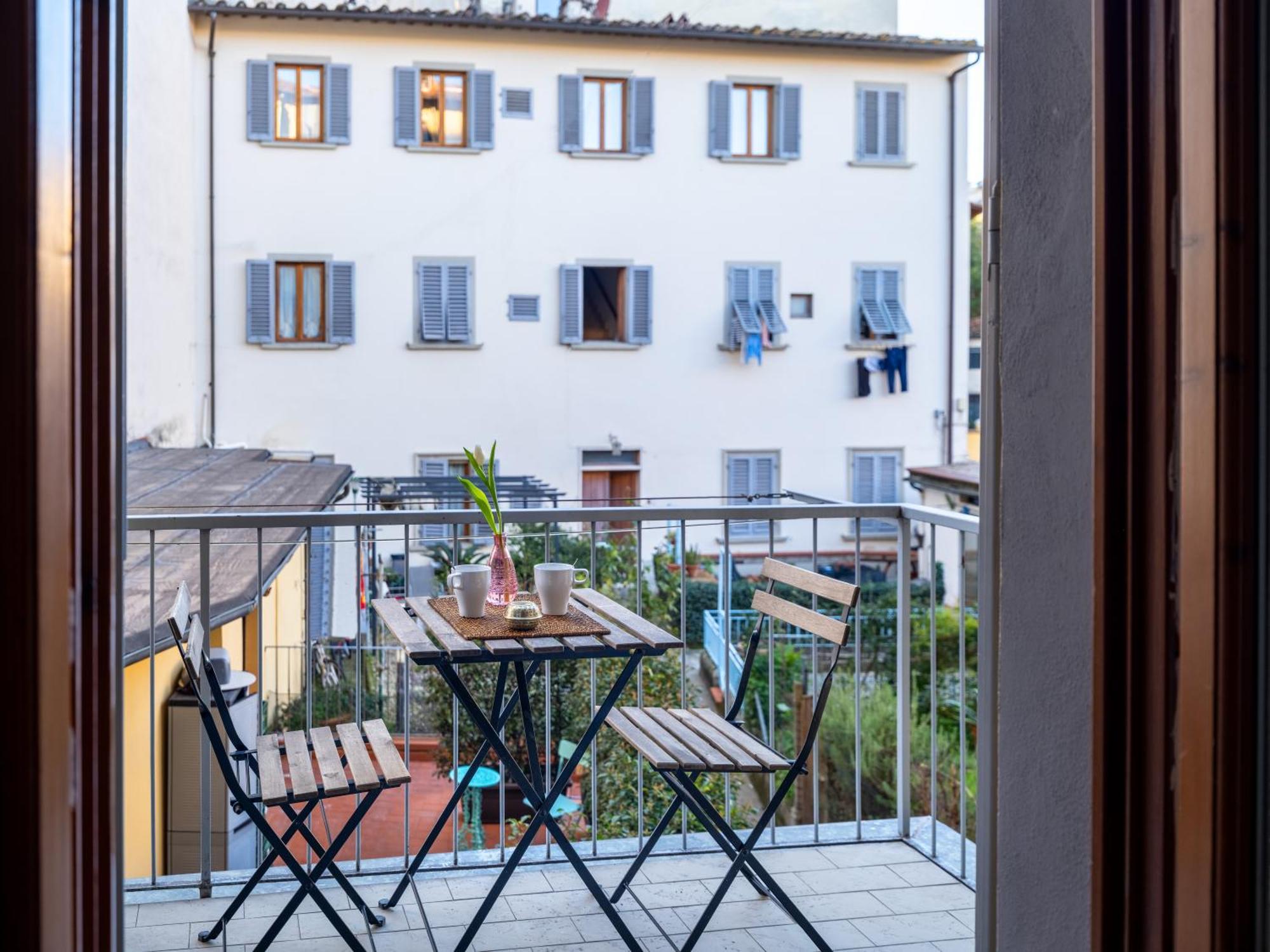 Red - Porta Romana APT - Dolcevita Holiday Apartamento