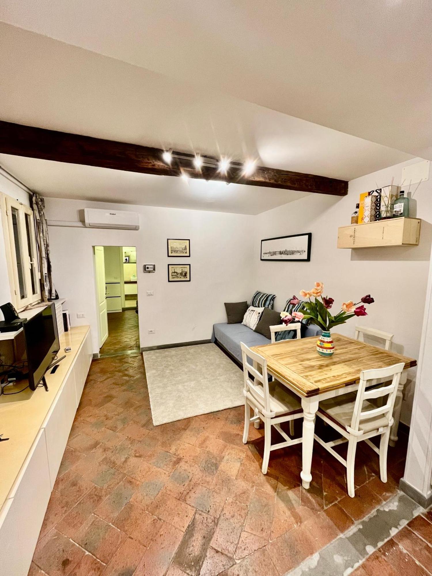 Apartment Cozy Near Piazzale Michelangelo Florenz