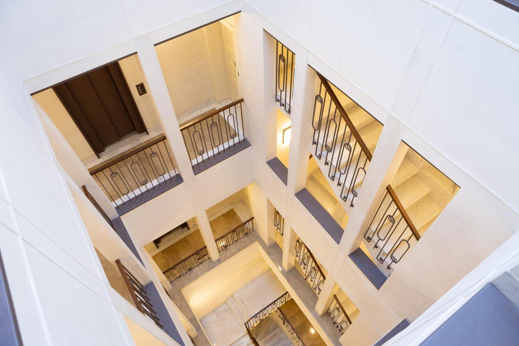 Calzaiuoli Private House Silver * Florence