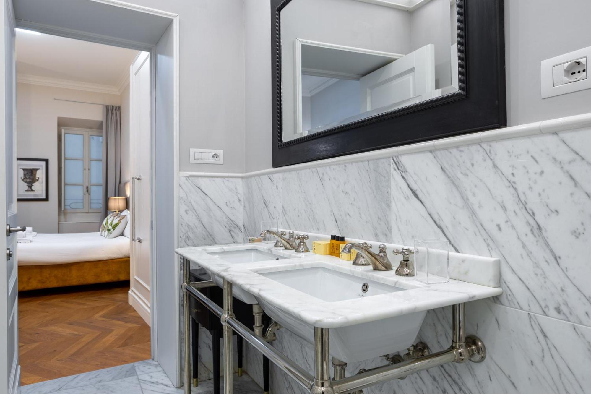 Apartment Calzaiuoli Private House Silver *