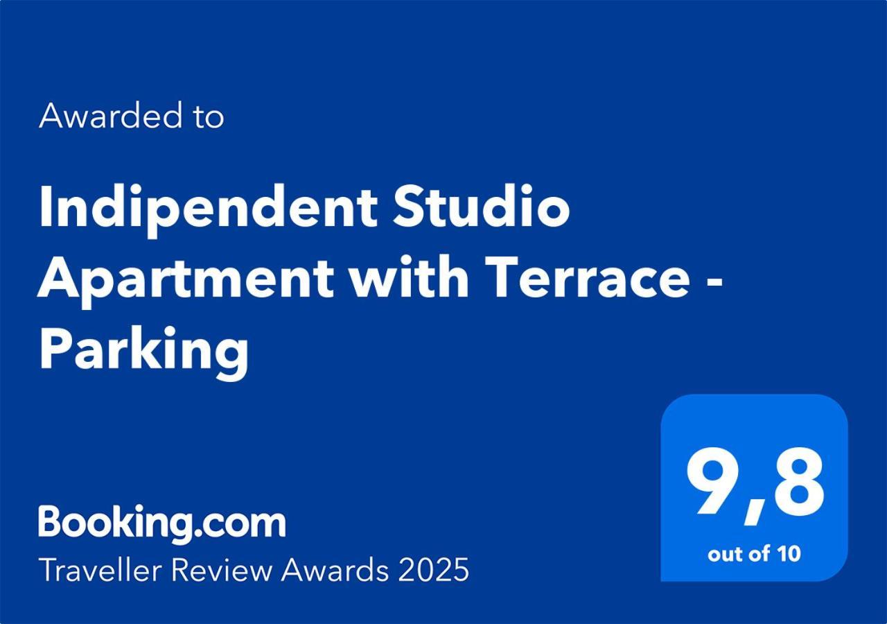 Indipendent With Terrace - Parking Firenze