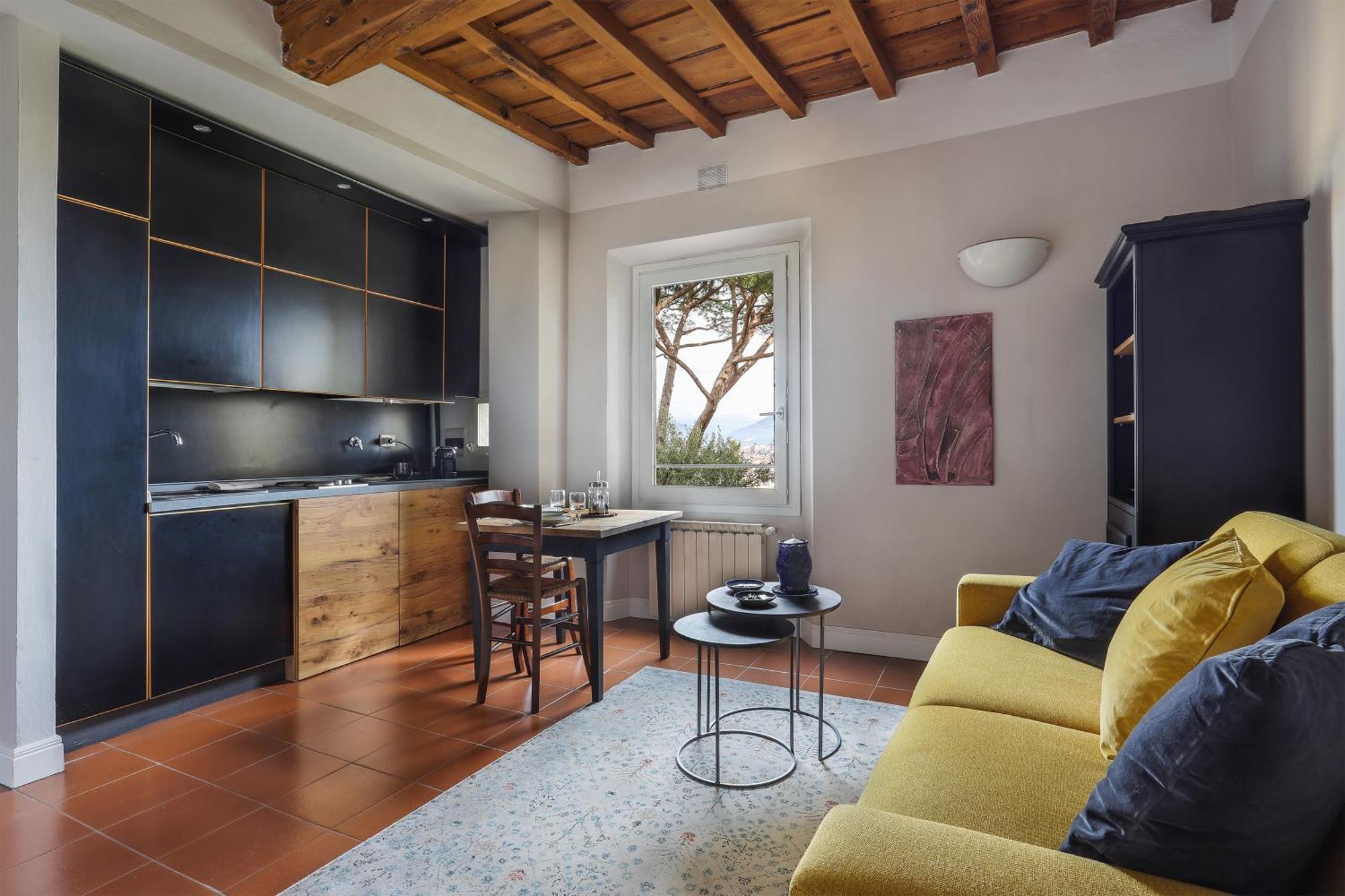 Apartment In The Window- Unique View Florenz