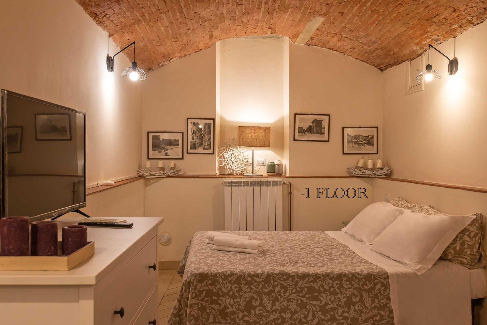 Apartment Casa Medici Riccardi - 50mt Da Piazza Duomo *