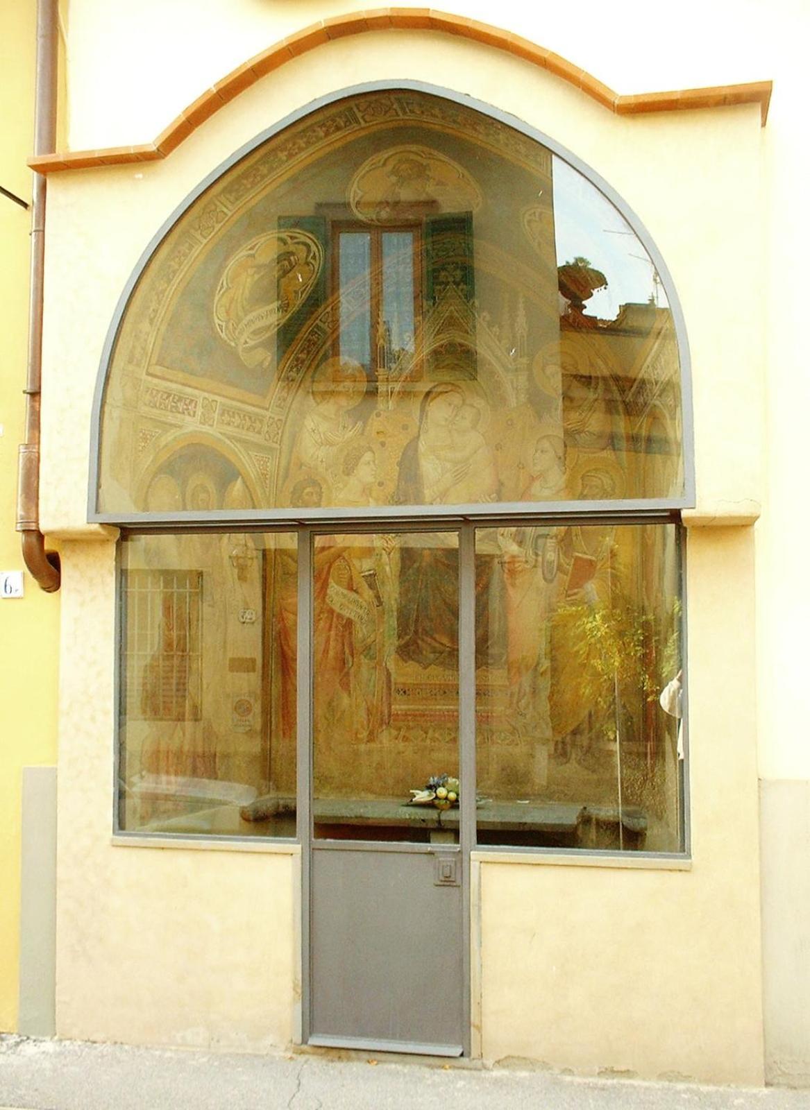 Lovely In Florence