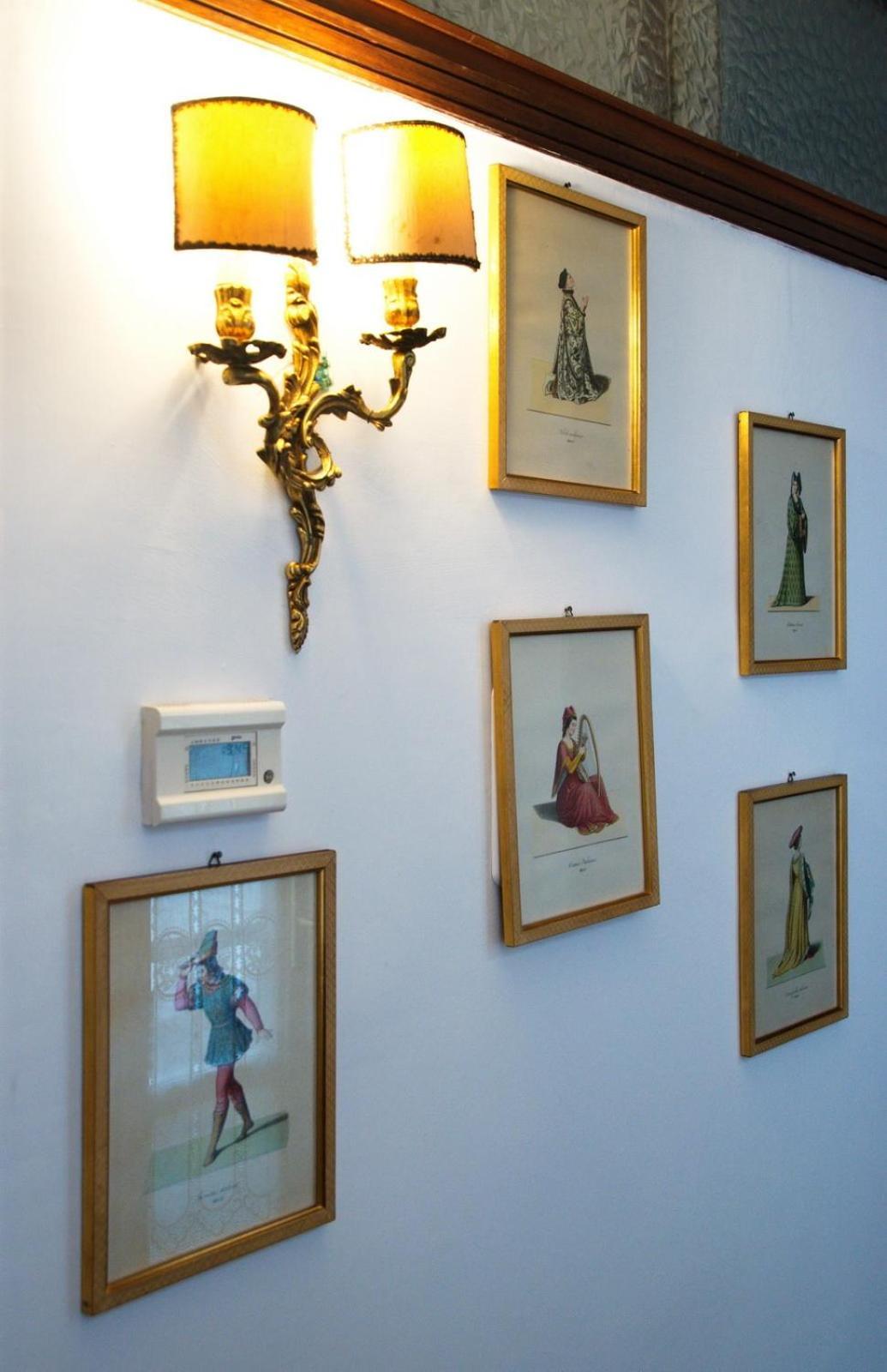 Elegant 300m From Old Town Center Appartement *