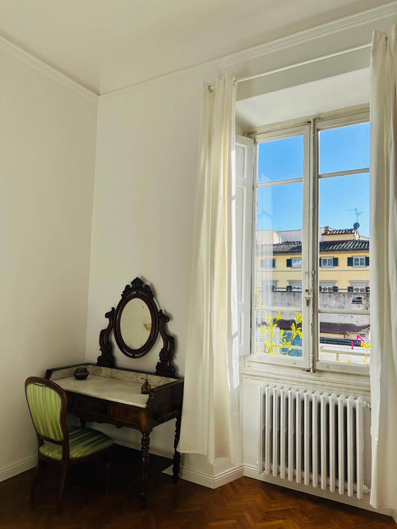Apartment Poggi 7 *
