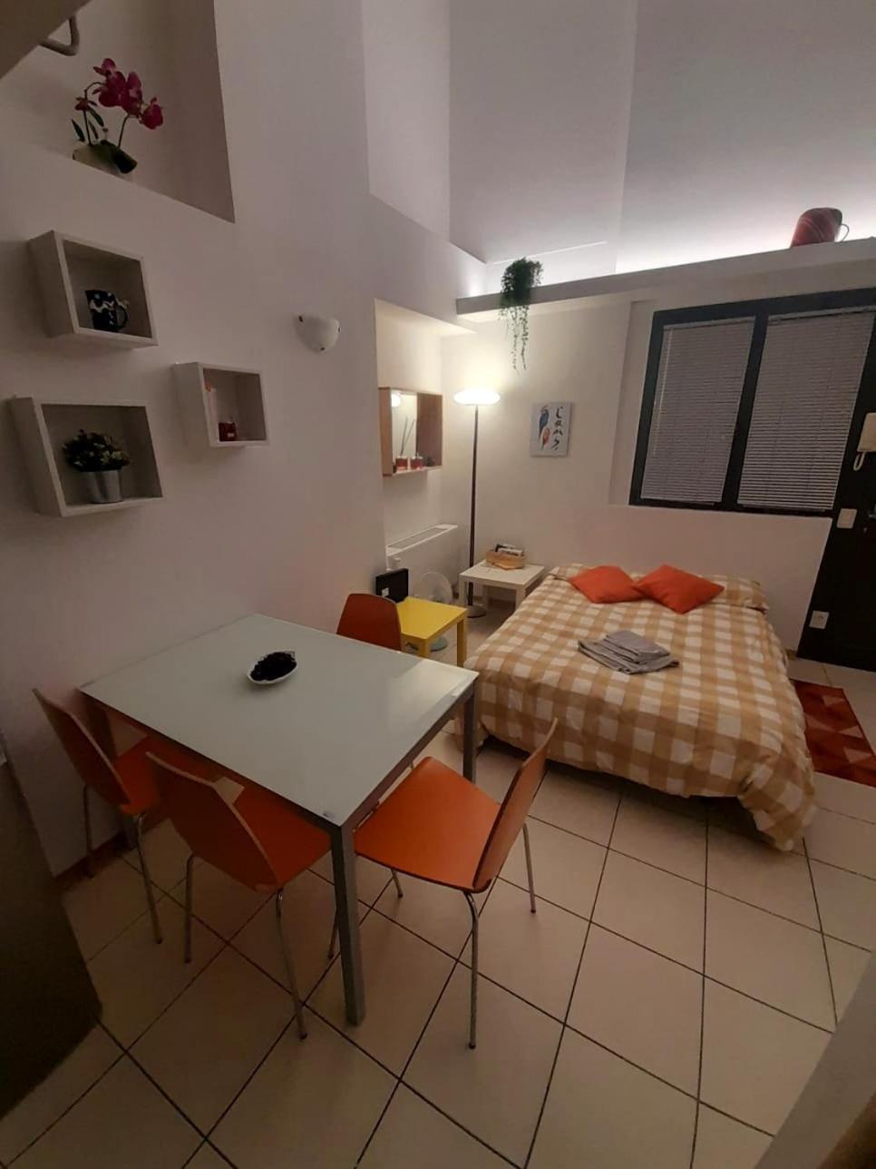 Gemme Fiorentine In Front Of The Train Station 5 Minutes From The Centre Free Parking Appartement Florence