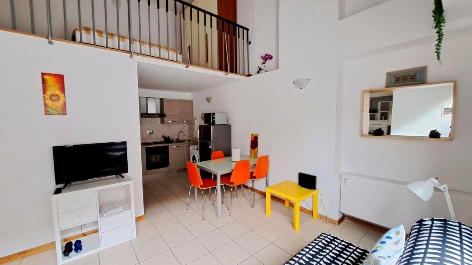 Gemme Fiorentine In Front Of The Train Station 5 Minutes From The Centre Free Parking Appartement *