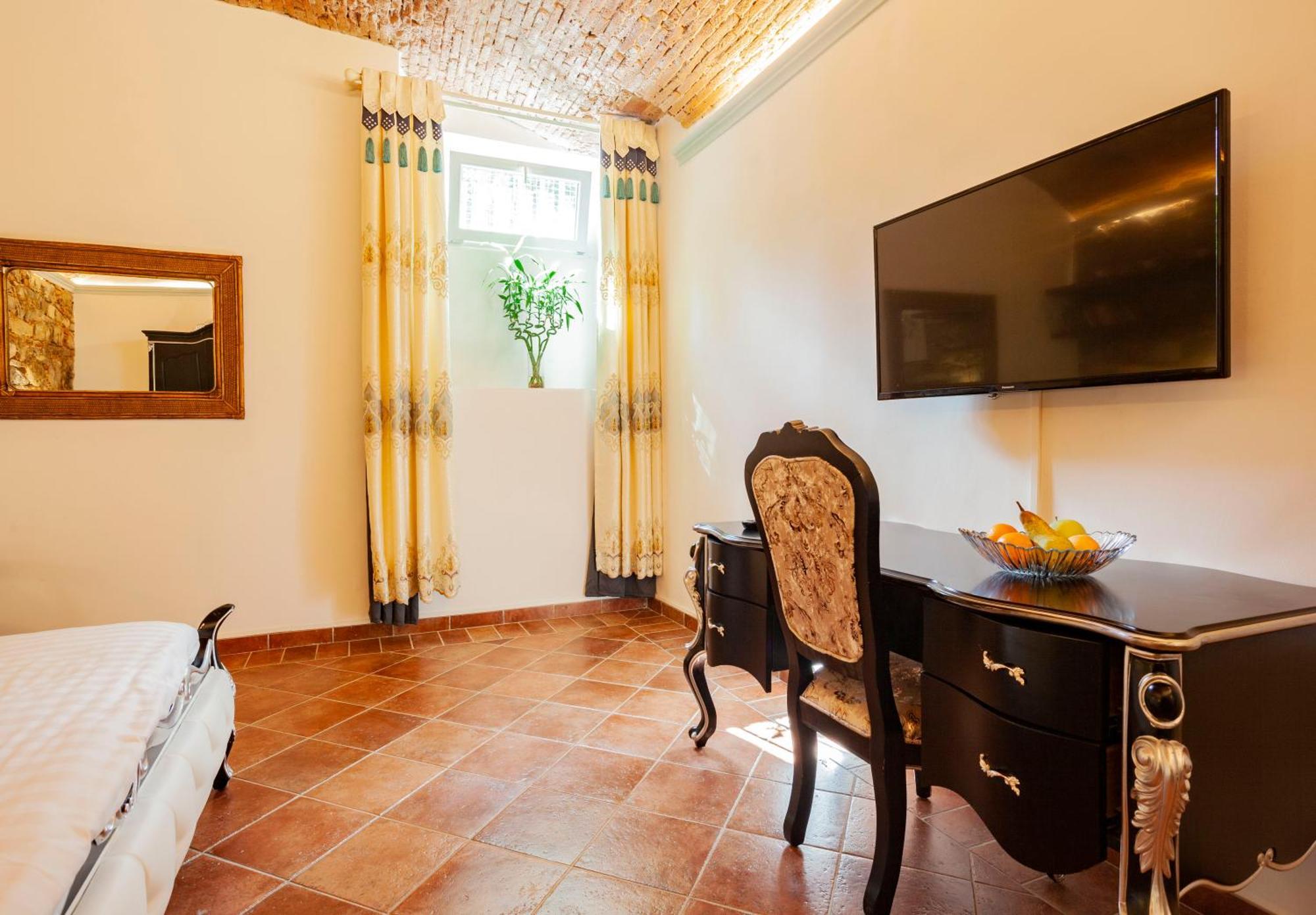 Royal Guest house