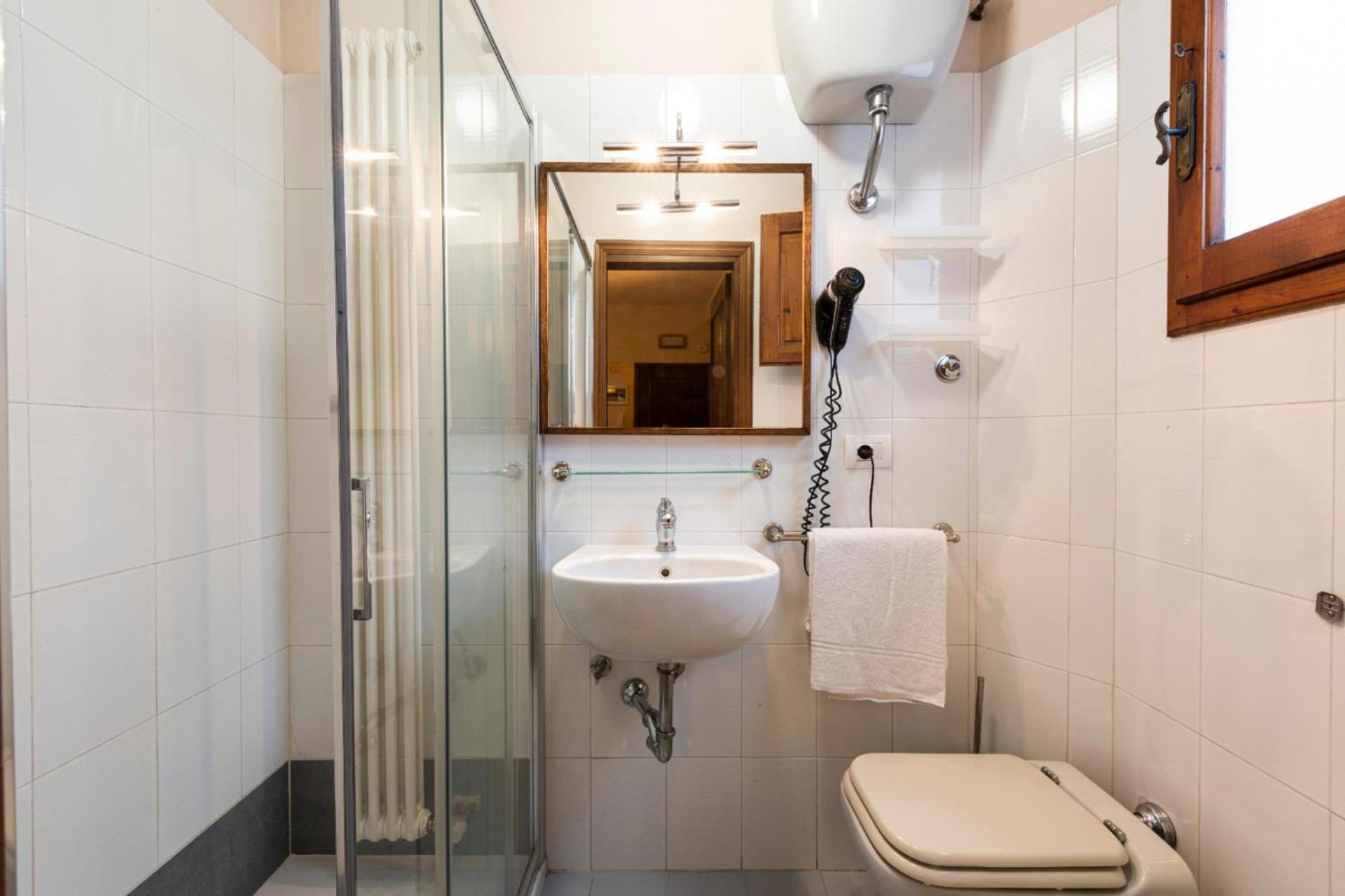- Ariento Vittoria Apartment