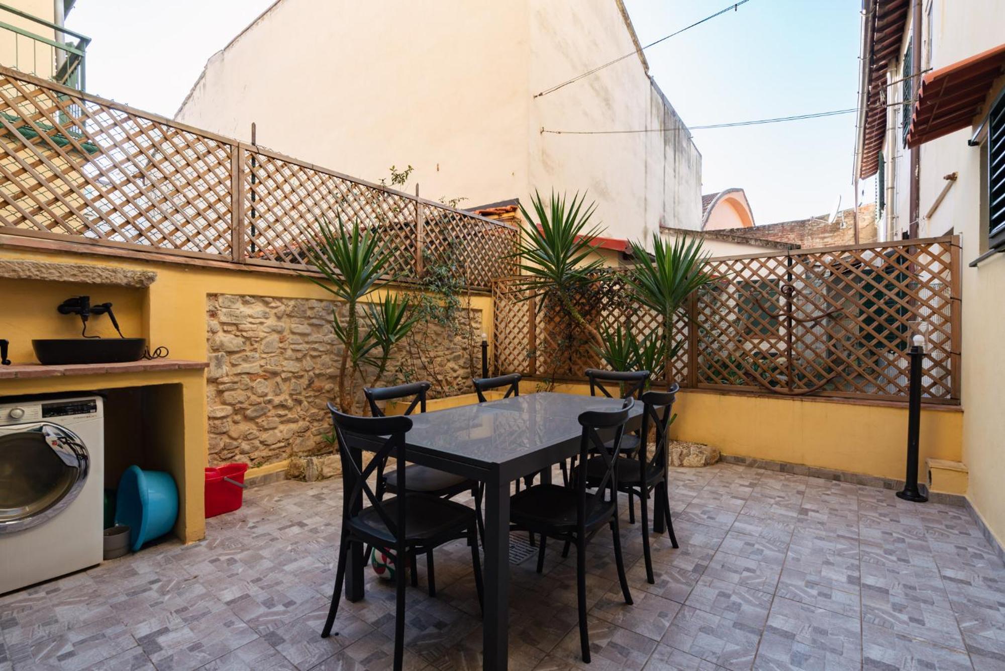 Blu's House In * Firenze