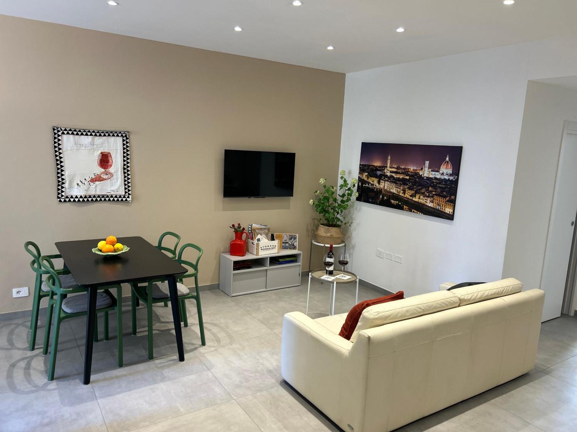 Apartment Casa Di Giotto- Firenze- Spaziosa- Vicina Al Centro Florence