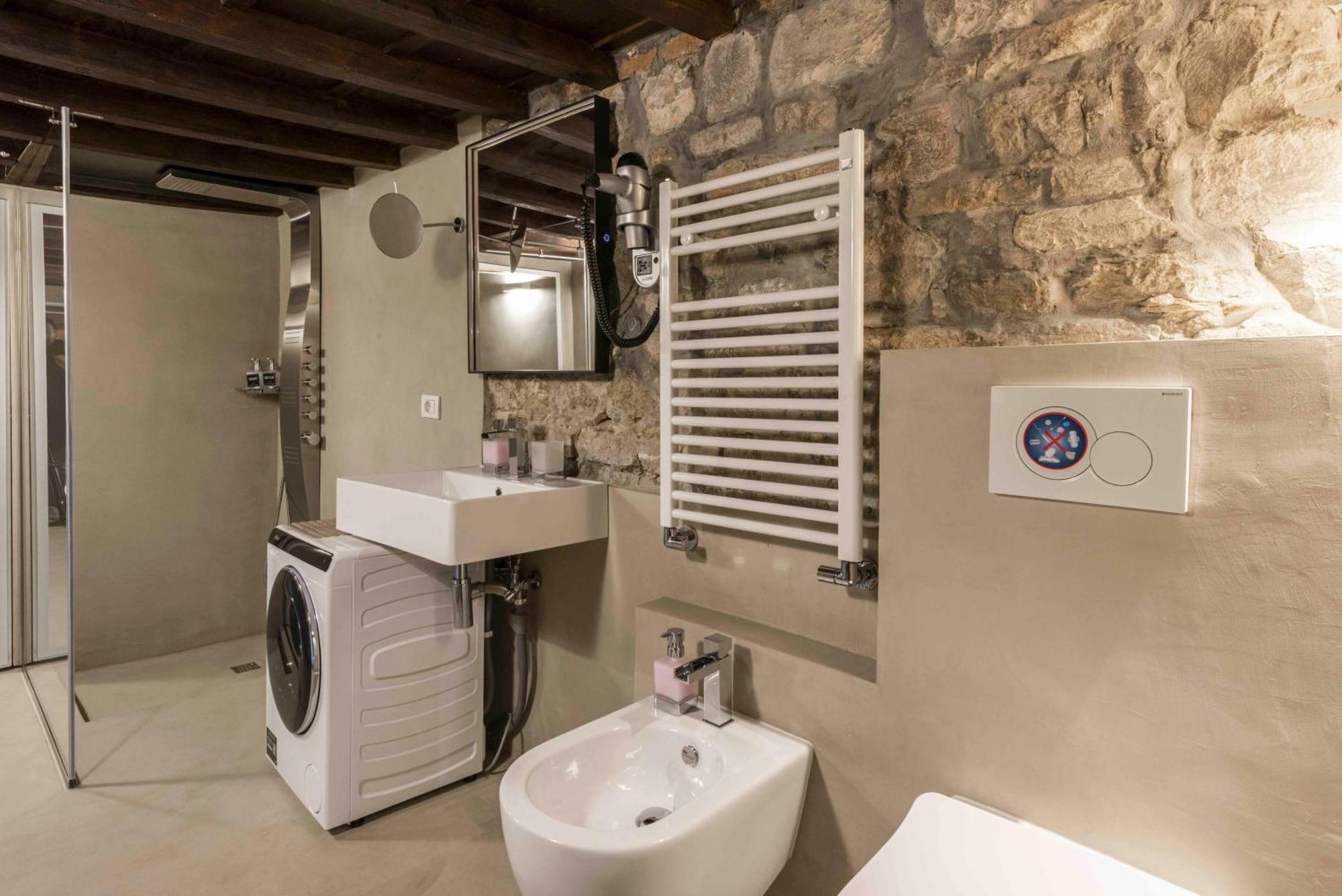 Palazzo Bardi N 1 Appartement *
