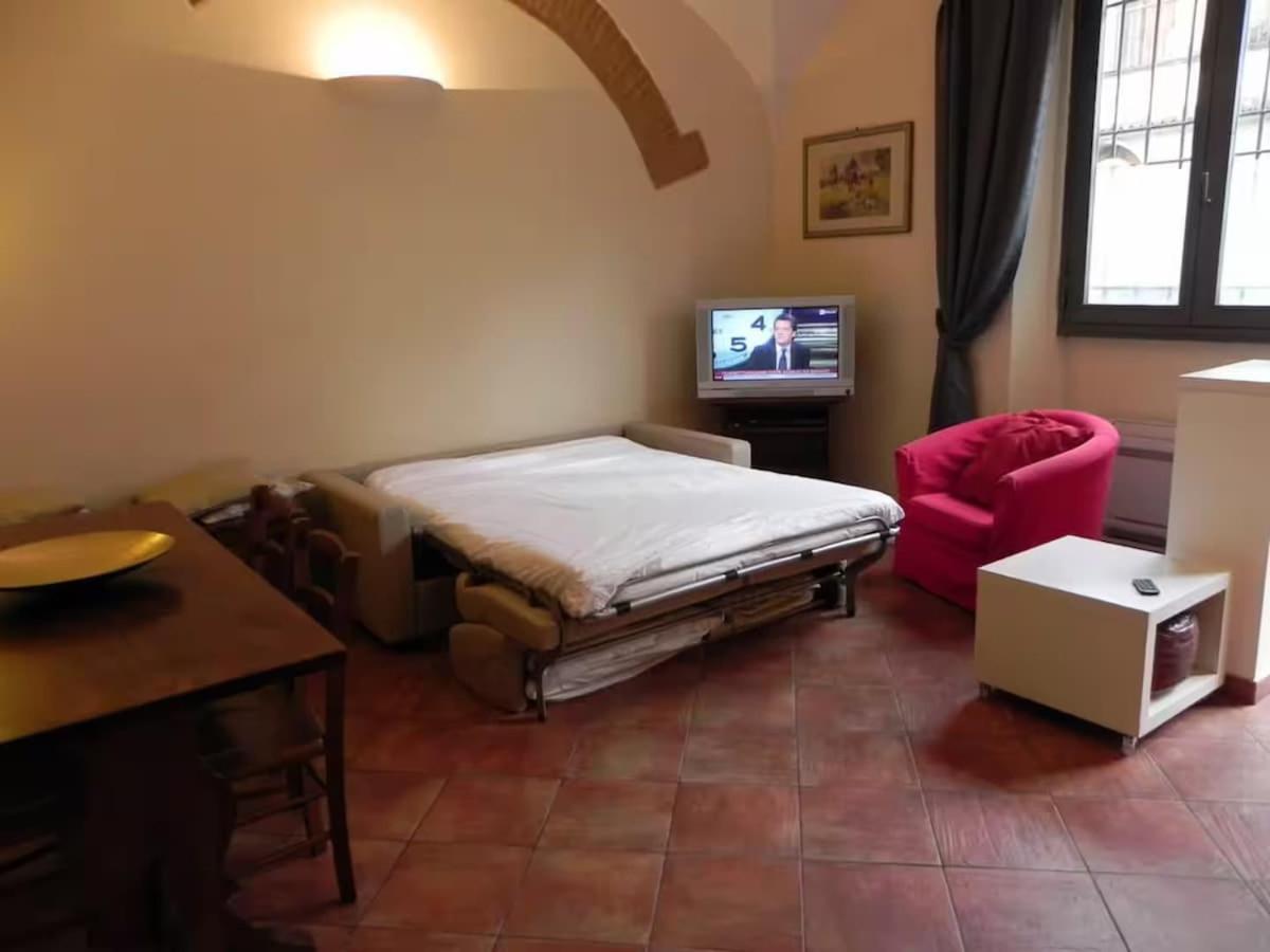 Letizia E Comfort A San Frediano Hébergement de vacances *