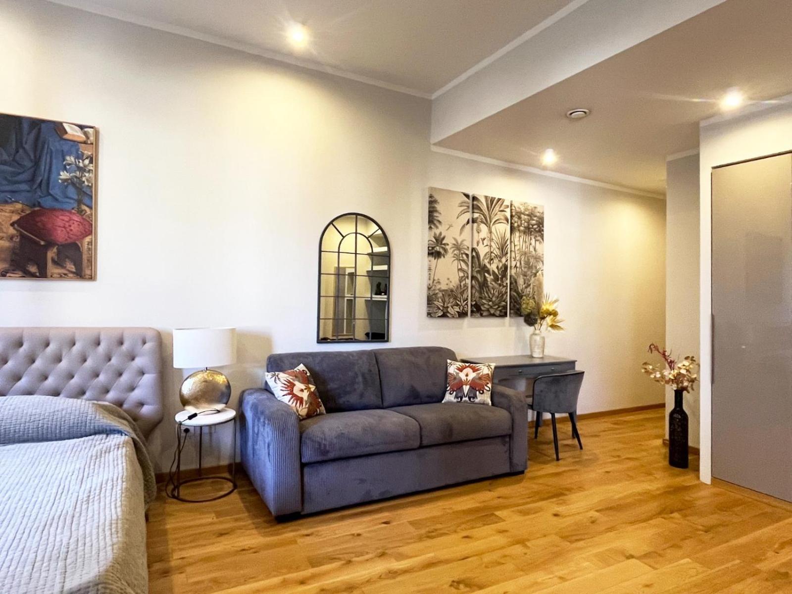 Ariento Deluxe 7 Florence