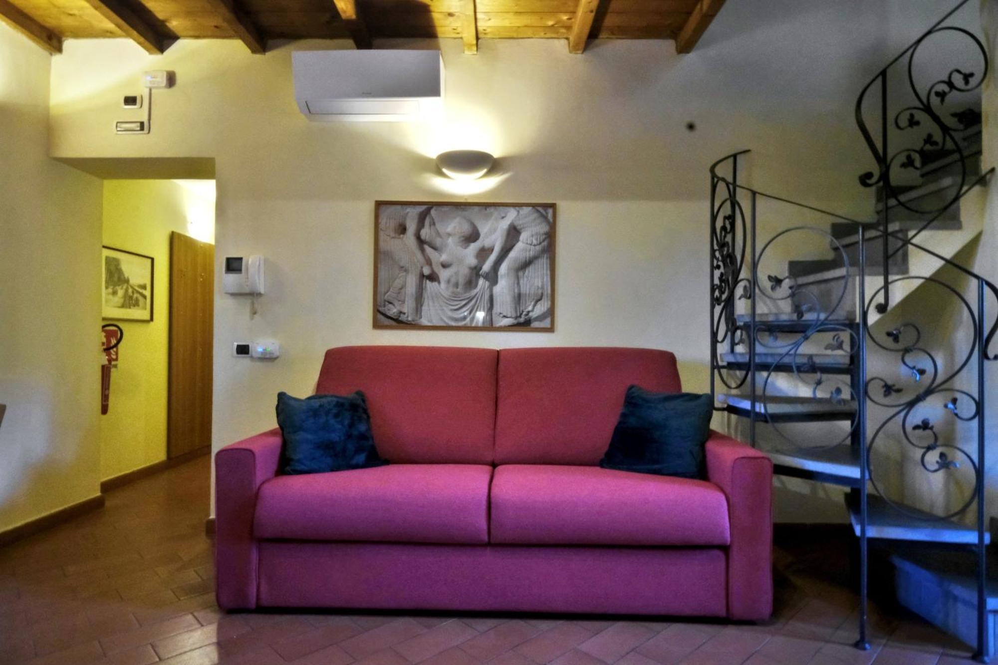 Wine Barbaresco Appartement Florence