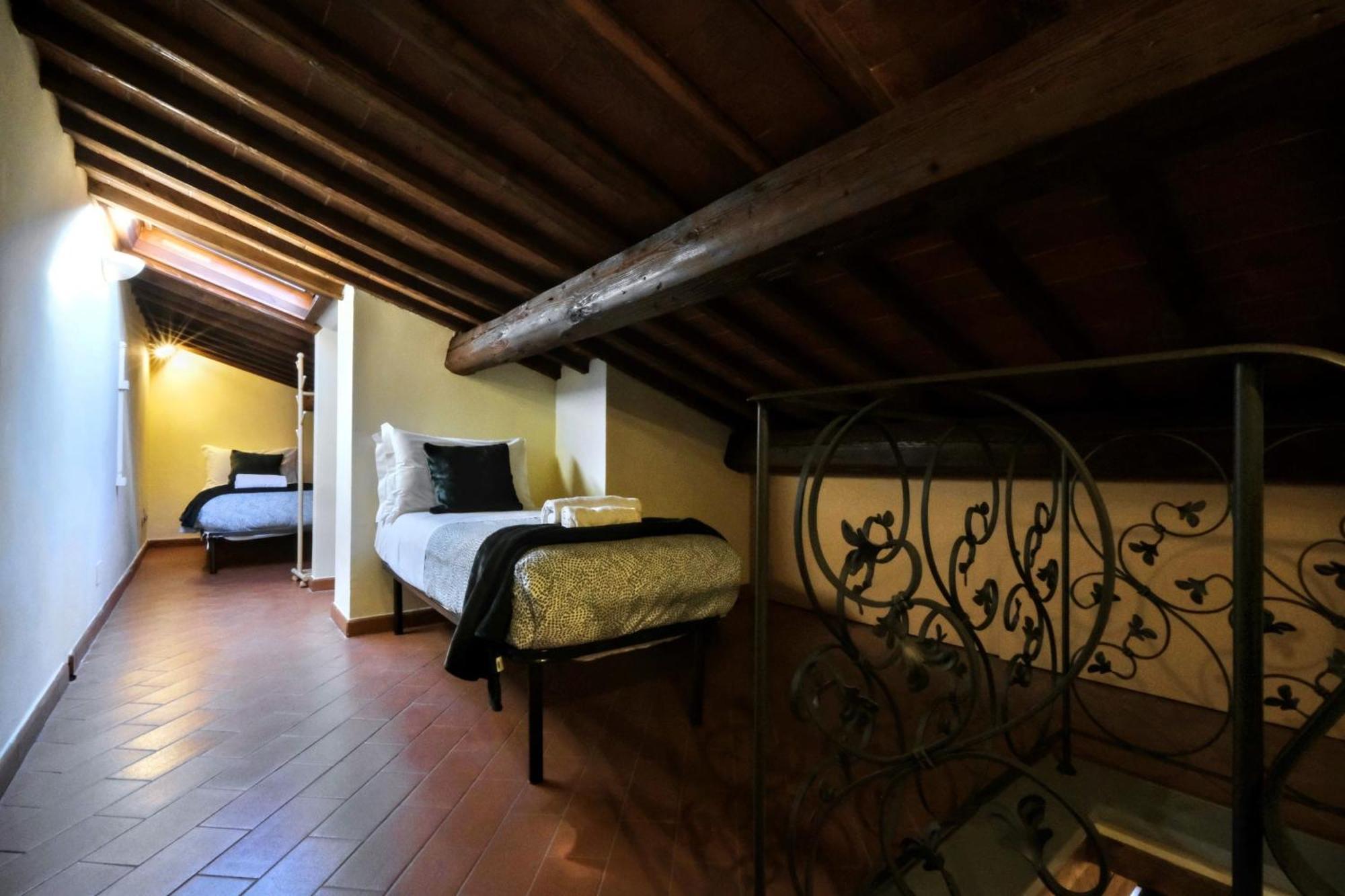 Wine Barbaresco Appartement Florence