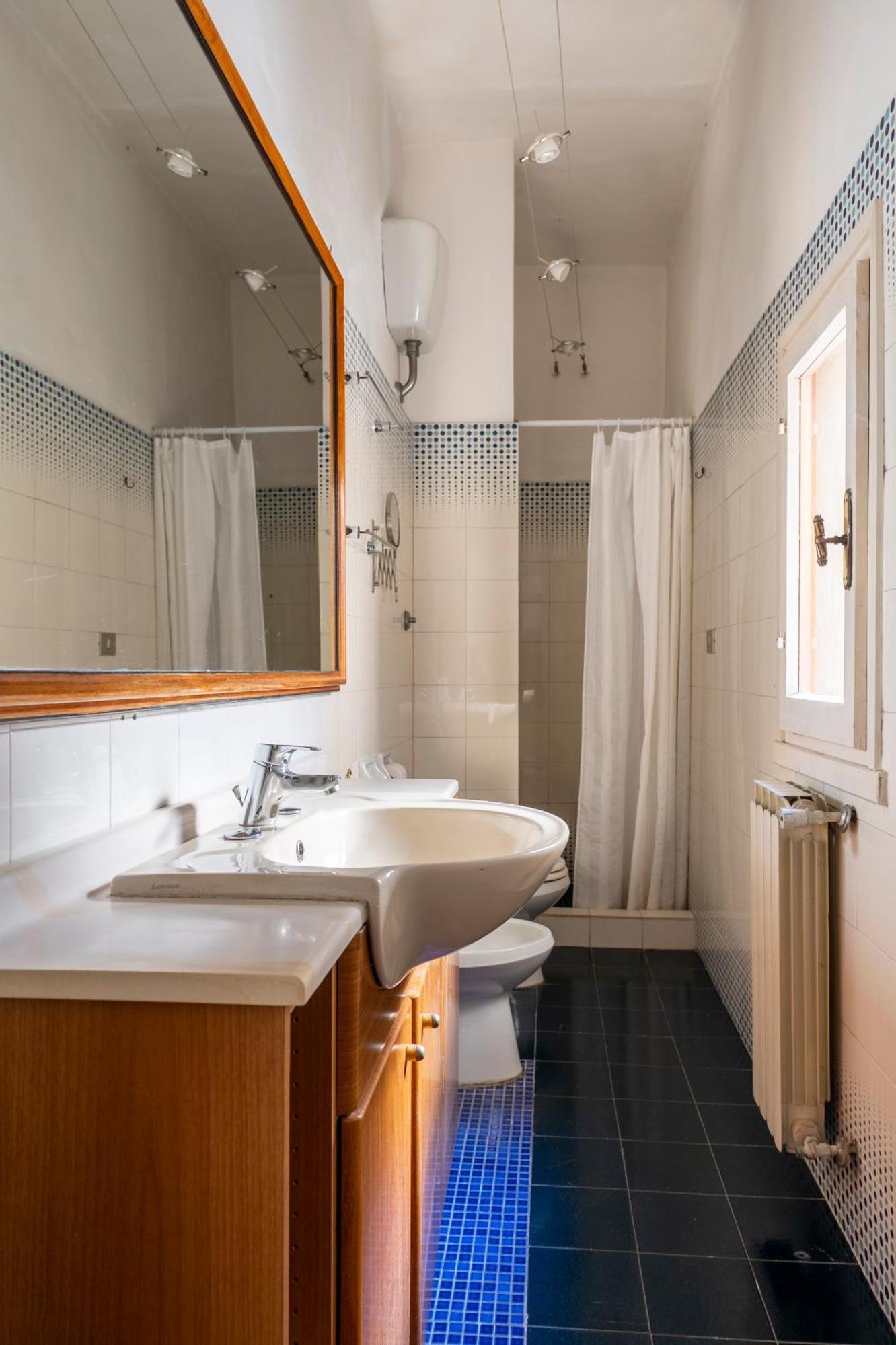 Caravaggio Con Bagno Privato Nell'oltrarno Maison d'hôtes