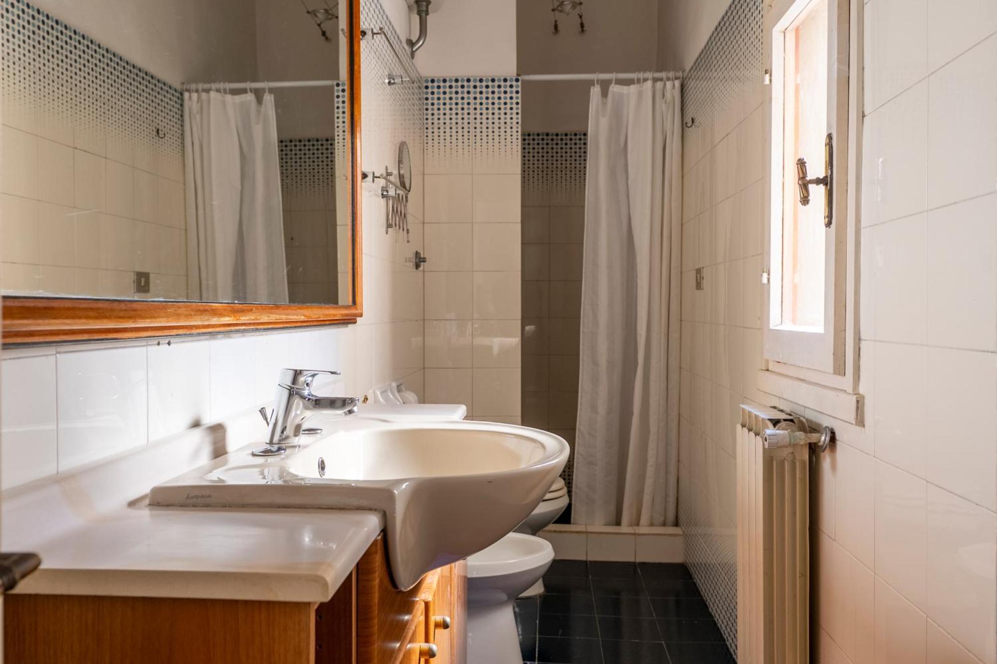 Maison d'hôtes Caravaggio Con Bagno Privato Nell'oltrarno