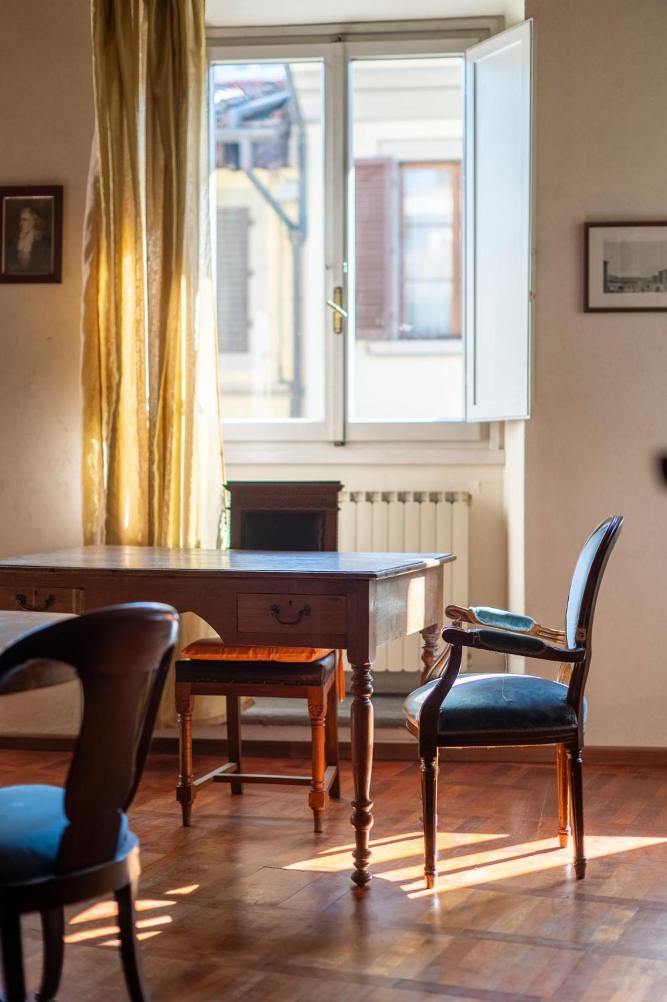 Maison d'hôtes Caravaggio Con Bagno Privato Nell'oltrarno Florence