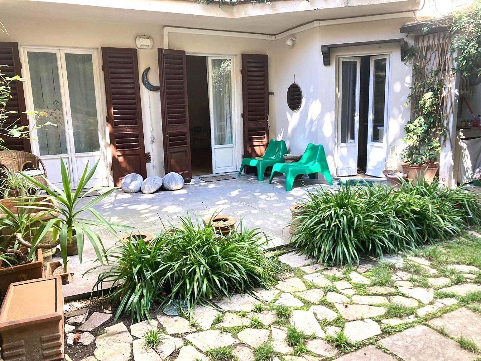 Appartement Mazzini Charming Getaway With Courtyard *