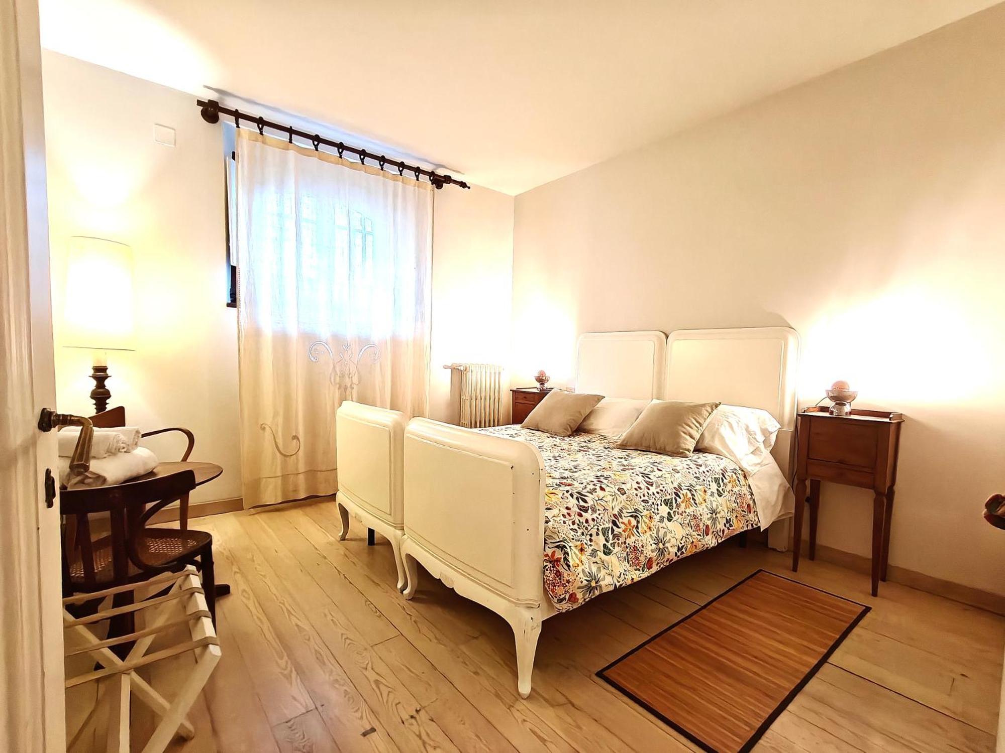 Appartement Mazzini Charming Getaway With Courtyard