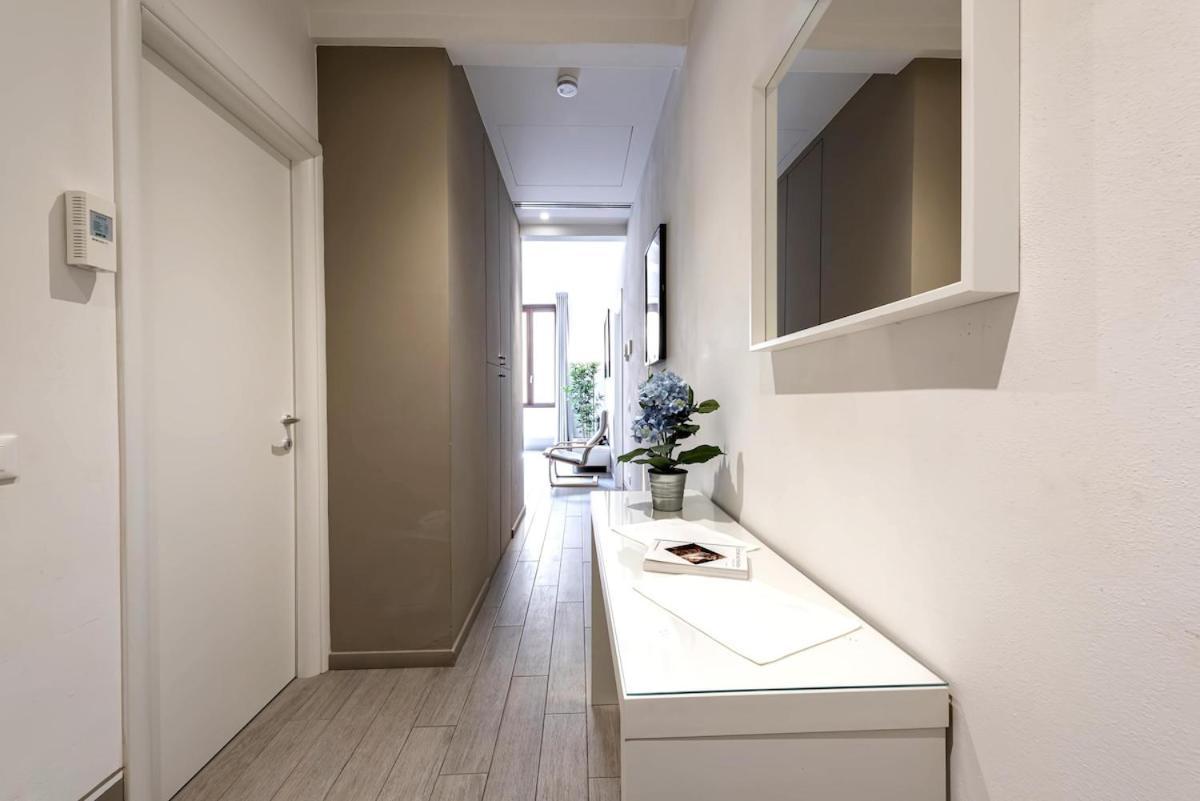 Appartement 750 Eur - Unique Design 4 Bed Apartment *